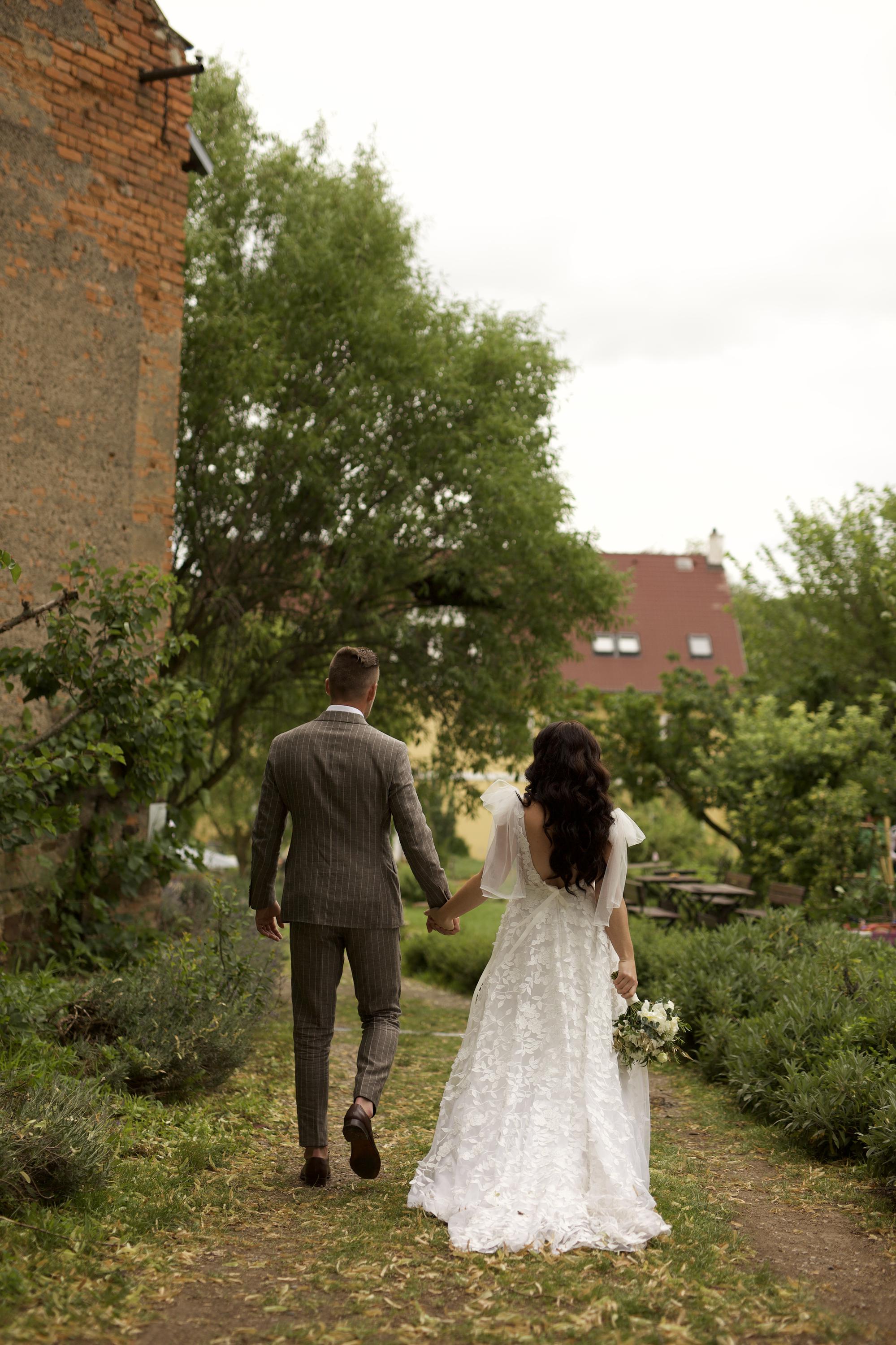 Statek Luníkov foto 5