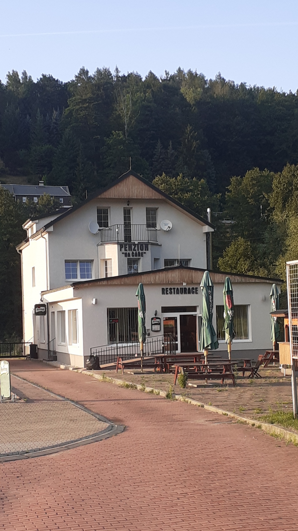 Restaurace Na Čáře foto 1