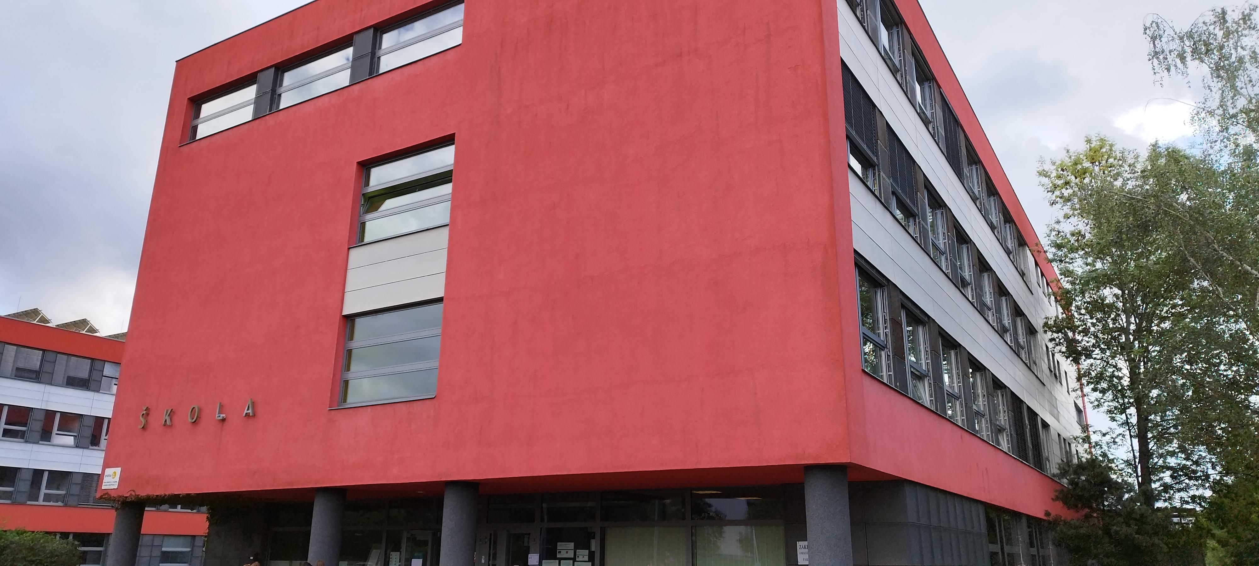 ZŠ s rozšířenou výukou jazyků Praha 4, K Milíčovu foto 2