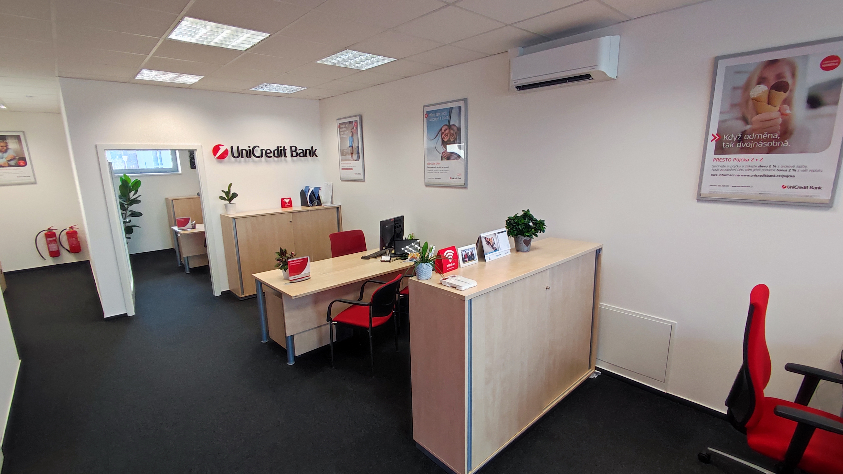 UniCredit Bank Expres foto 4
