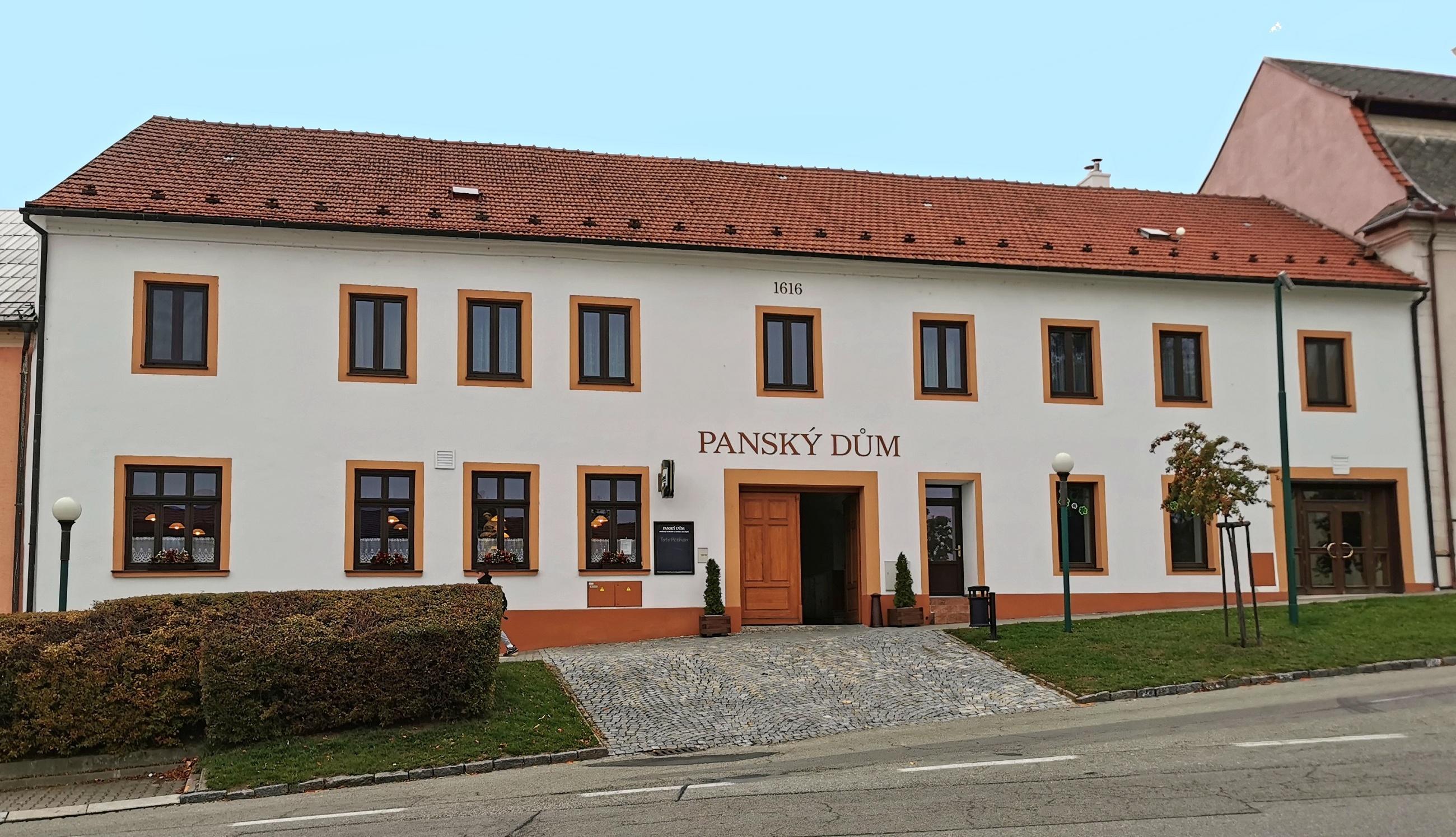 Panský dům