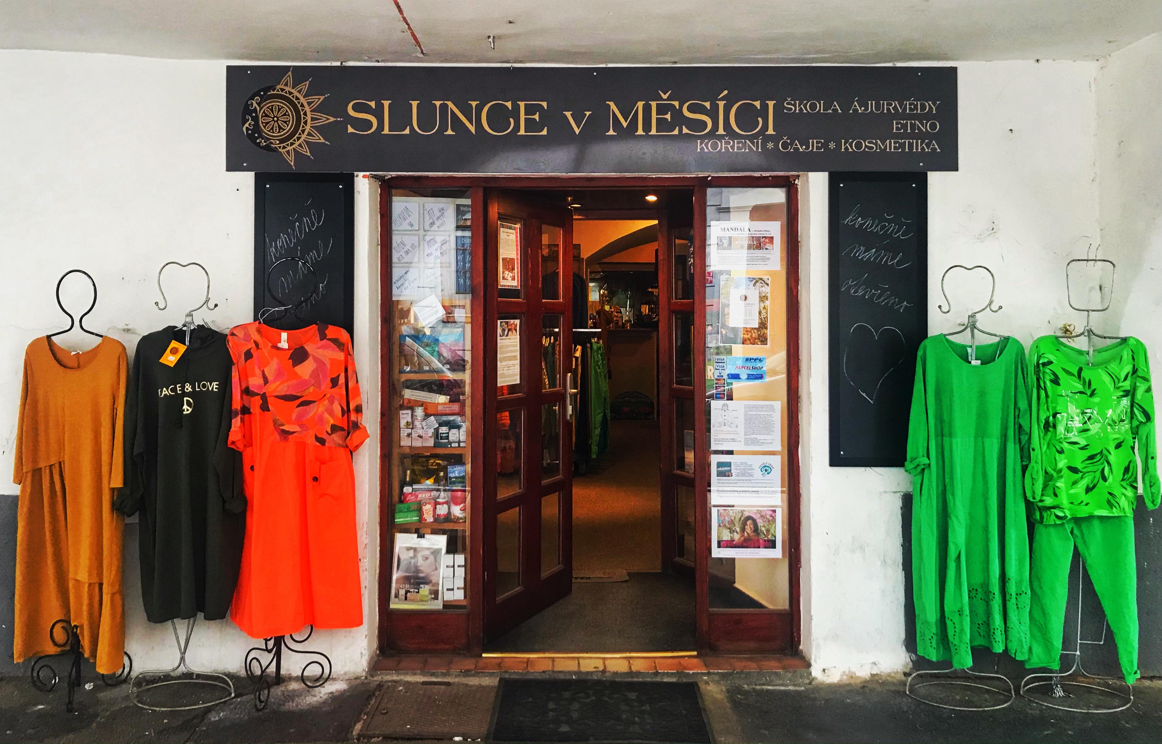 Slunce v měsíci a Jihočeská škola ájurvédy foto 5