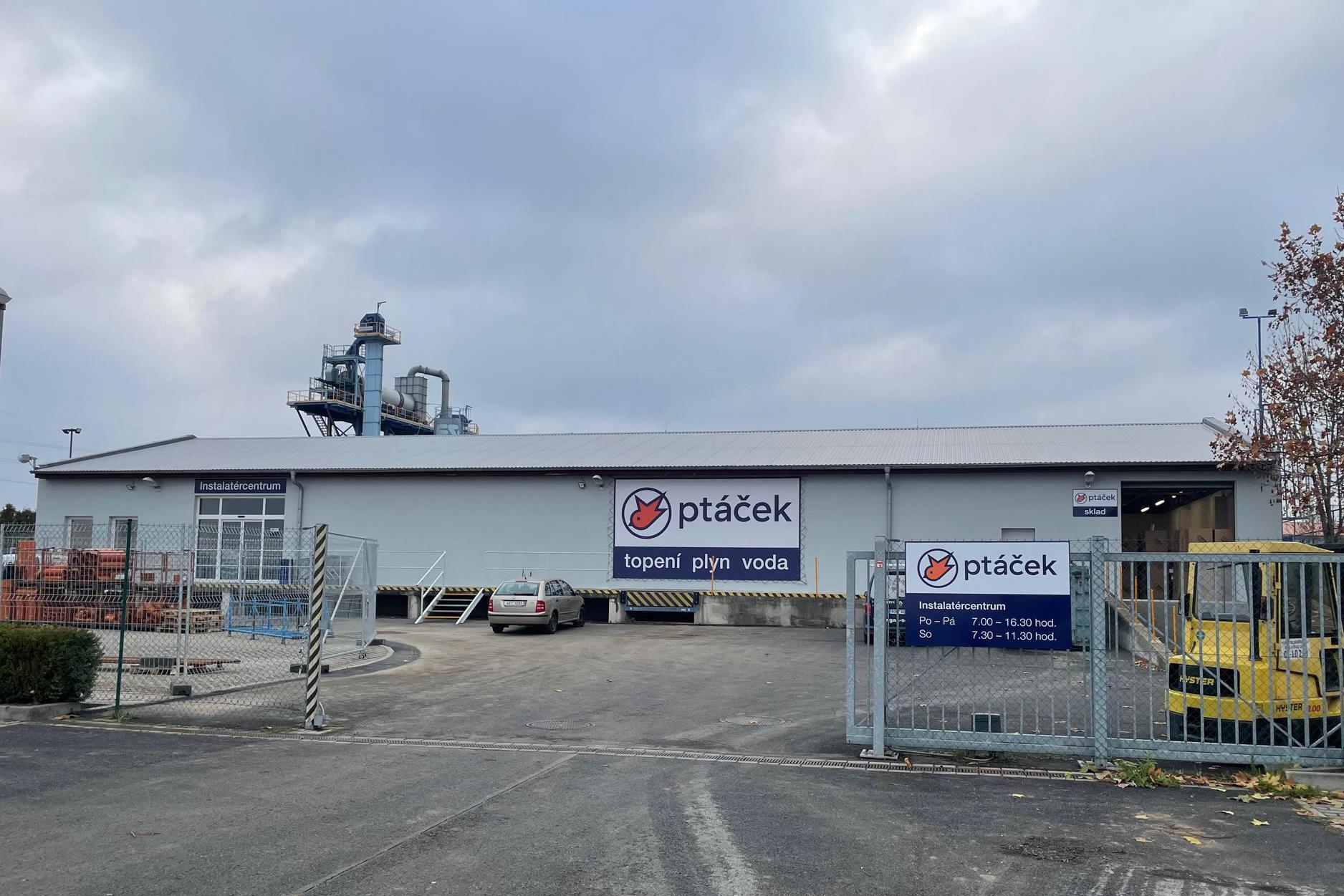 PTÁČEK: topení-voda-plyn