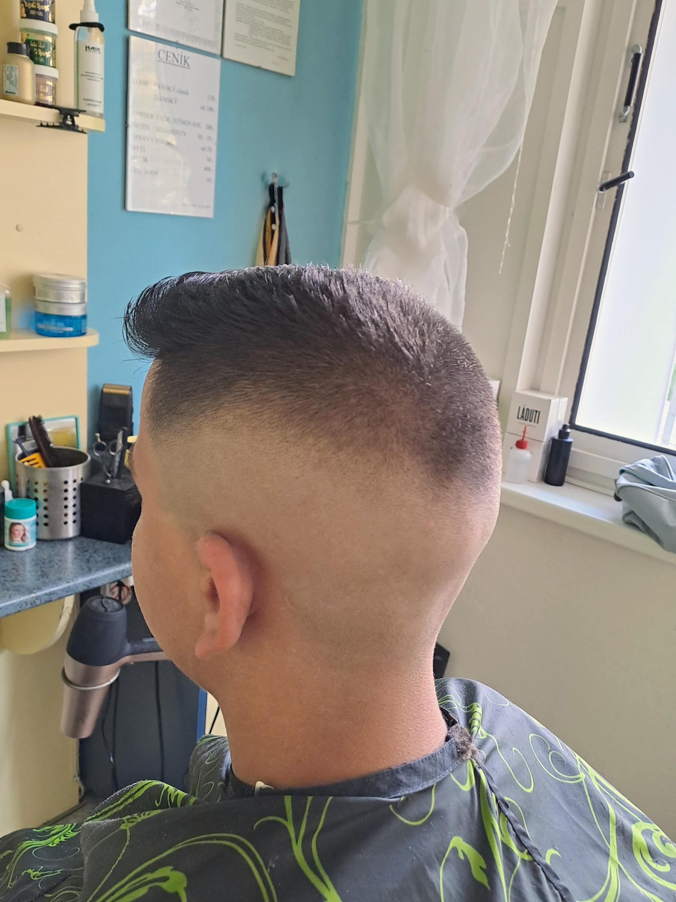 Kadeřnictví Denisa Hanzlíková foto 2