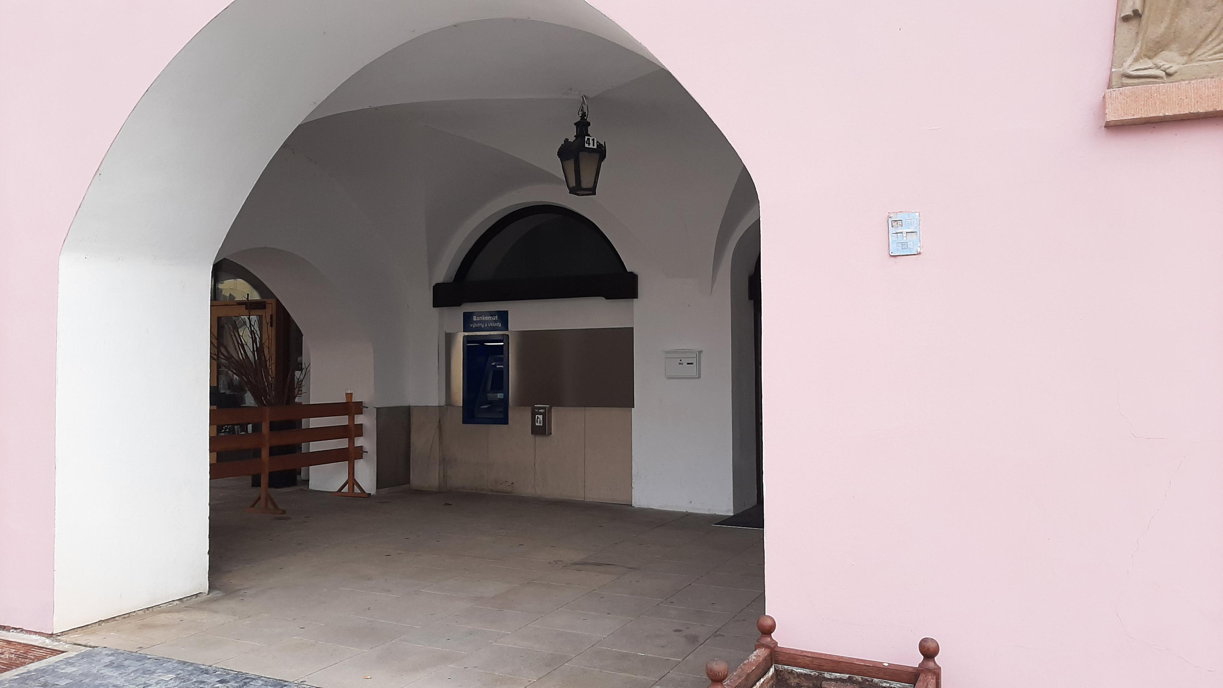 Bankomat České spořitelny foto 3