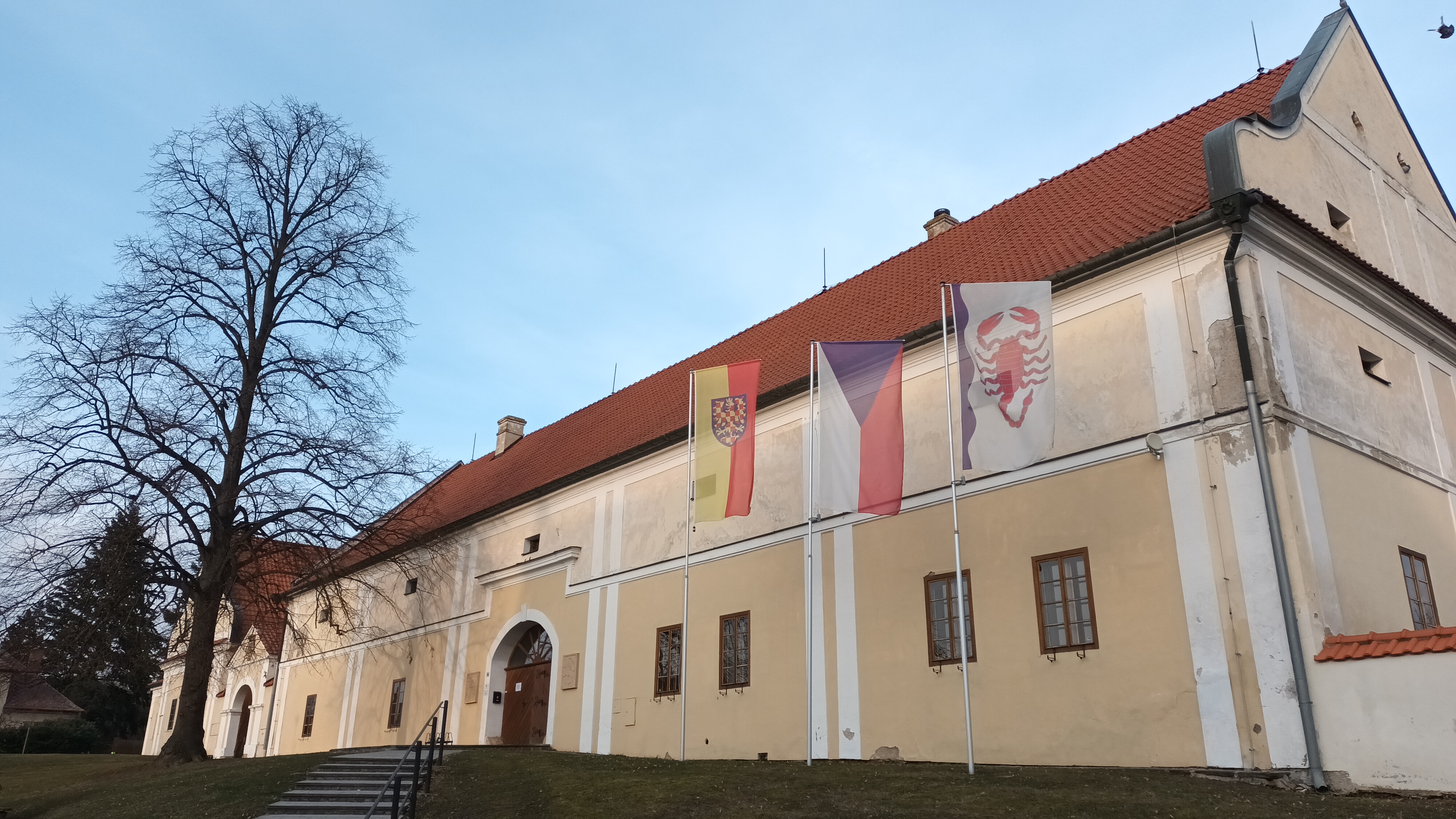 Slatinice - obecní úřad foto 4