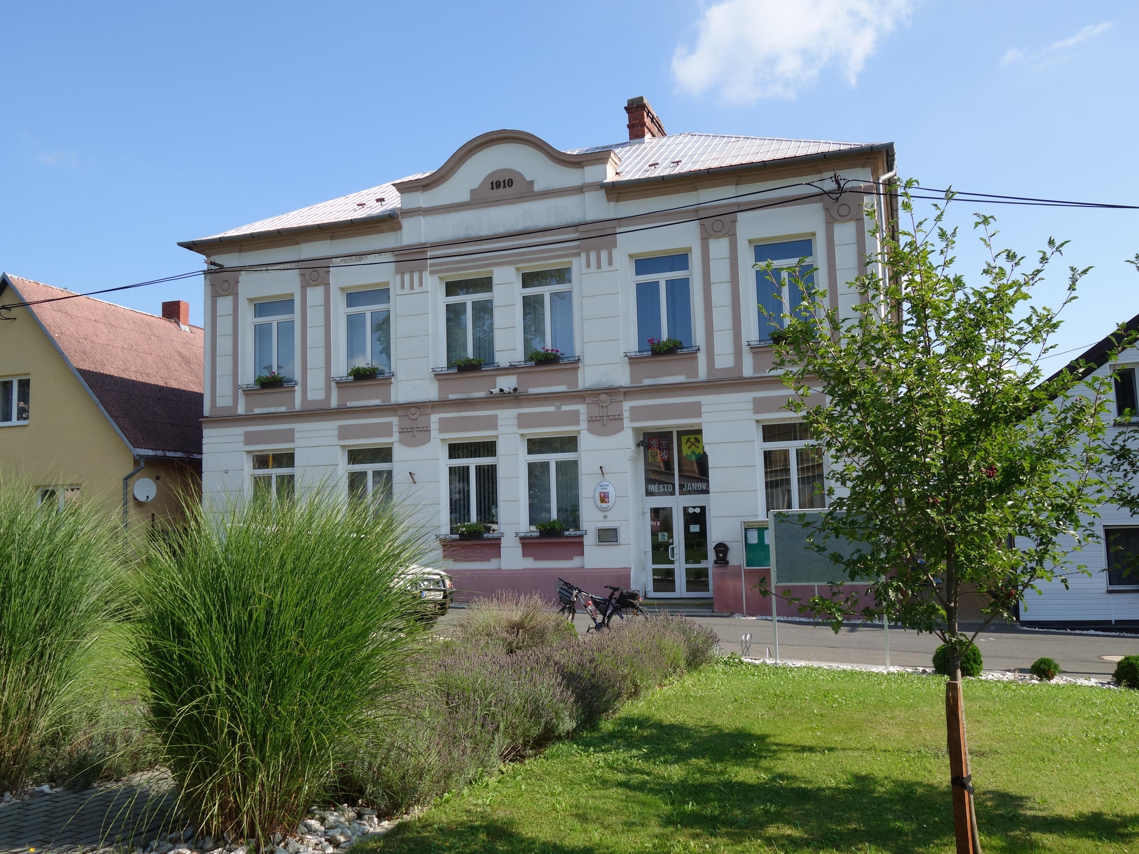 Janov - městský úřad
