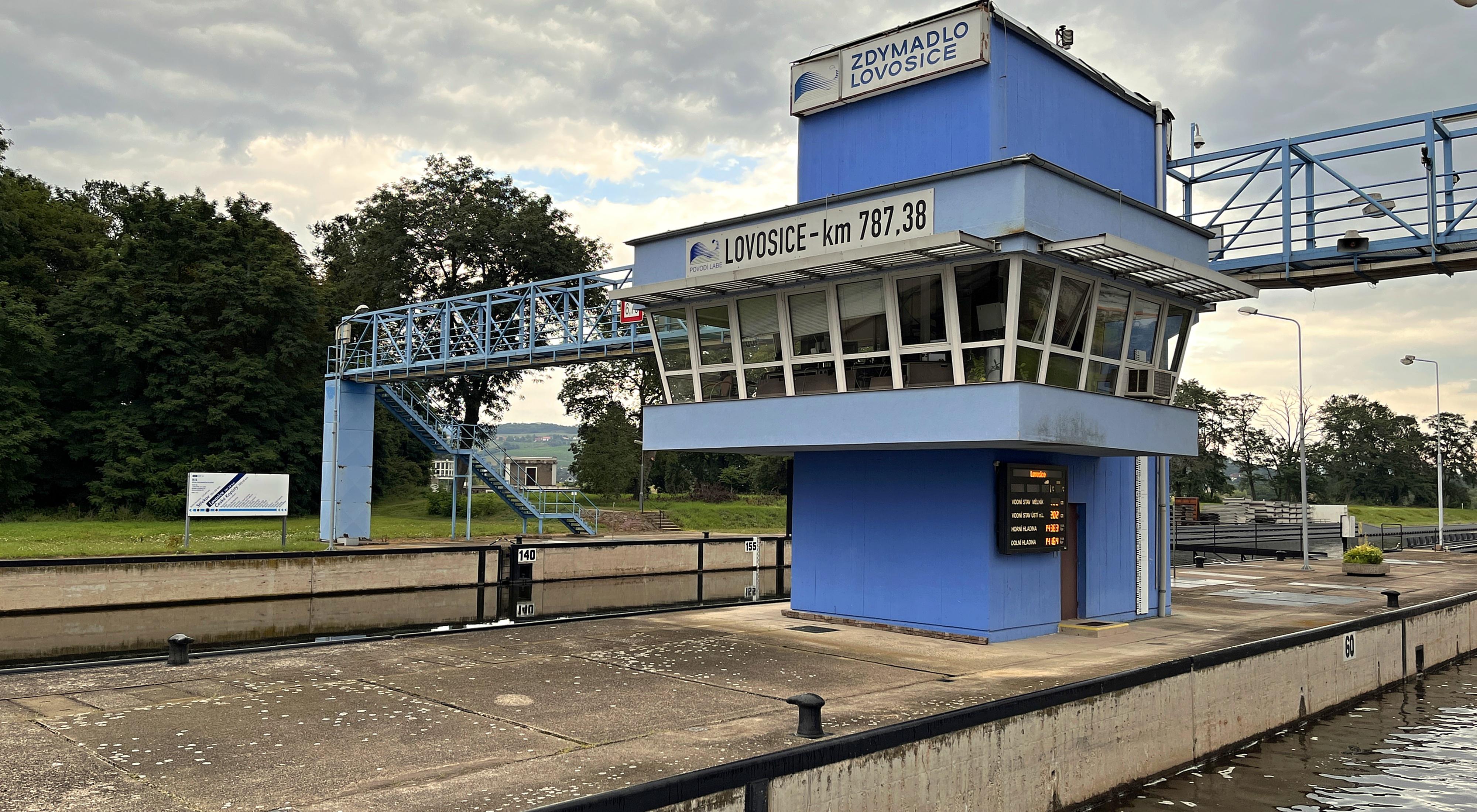 Plavební komora Lovosice foto 3