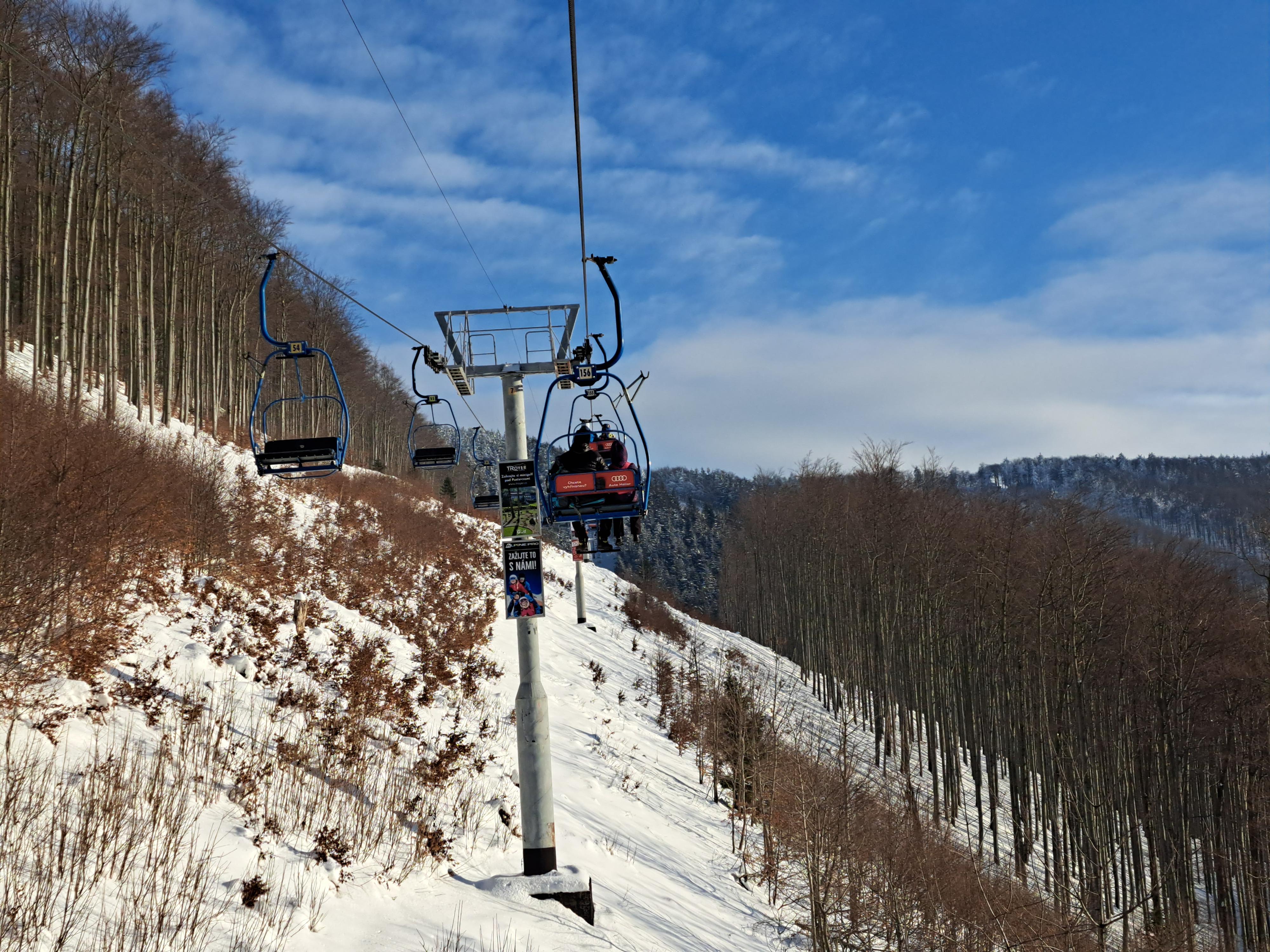 Lyžařské středisko Pustevny - půjčovna foto 6
