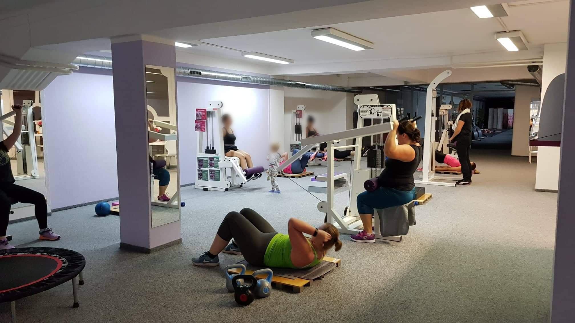 FeminaFit fitness pro ženy foto 2