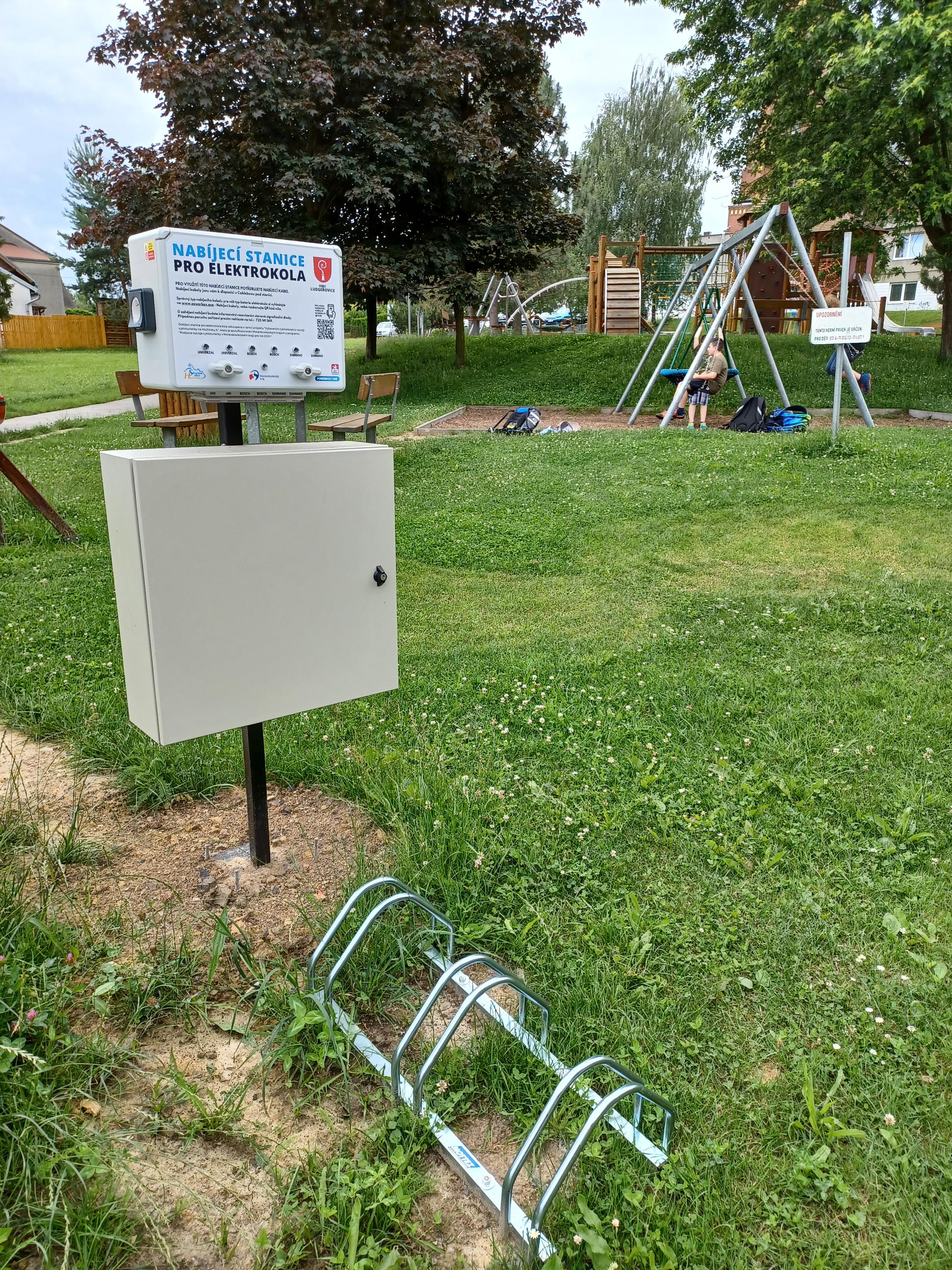 Nabíjecí stanice Obec Ludgeřovice foto 2