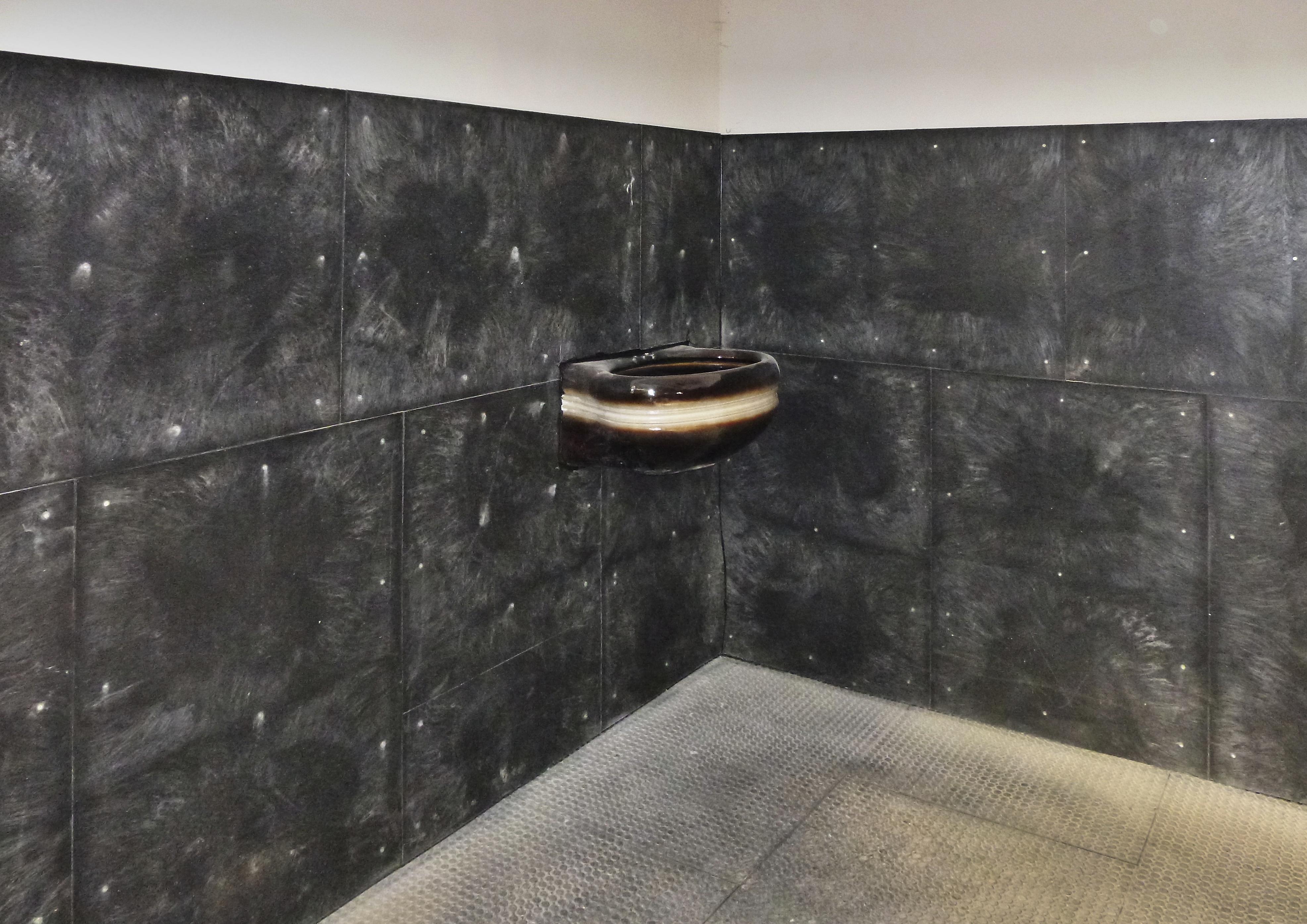 BREVA Servis s.r.o. - deskové PVC podlahy, komponenty dopravního značení foto 5