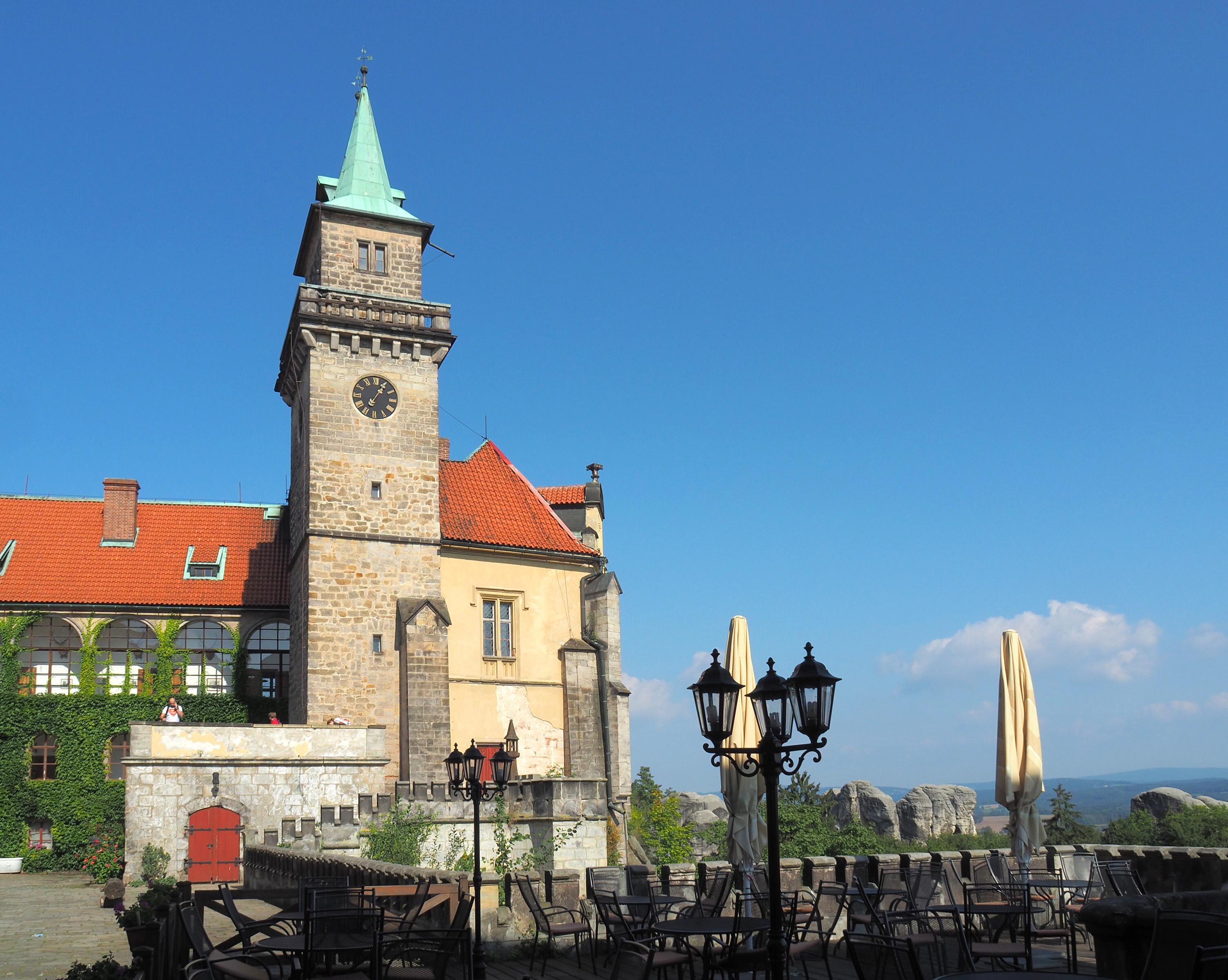 HOTEL ZÁMEK HRUBÁ SKÁLA, s.r.o. foto 6