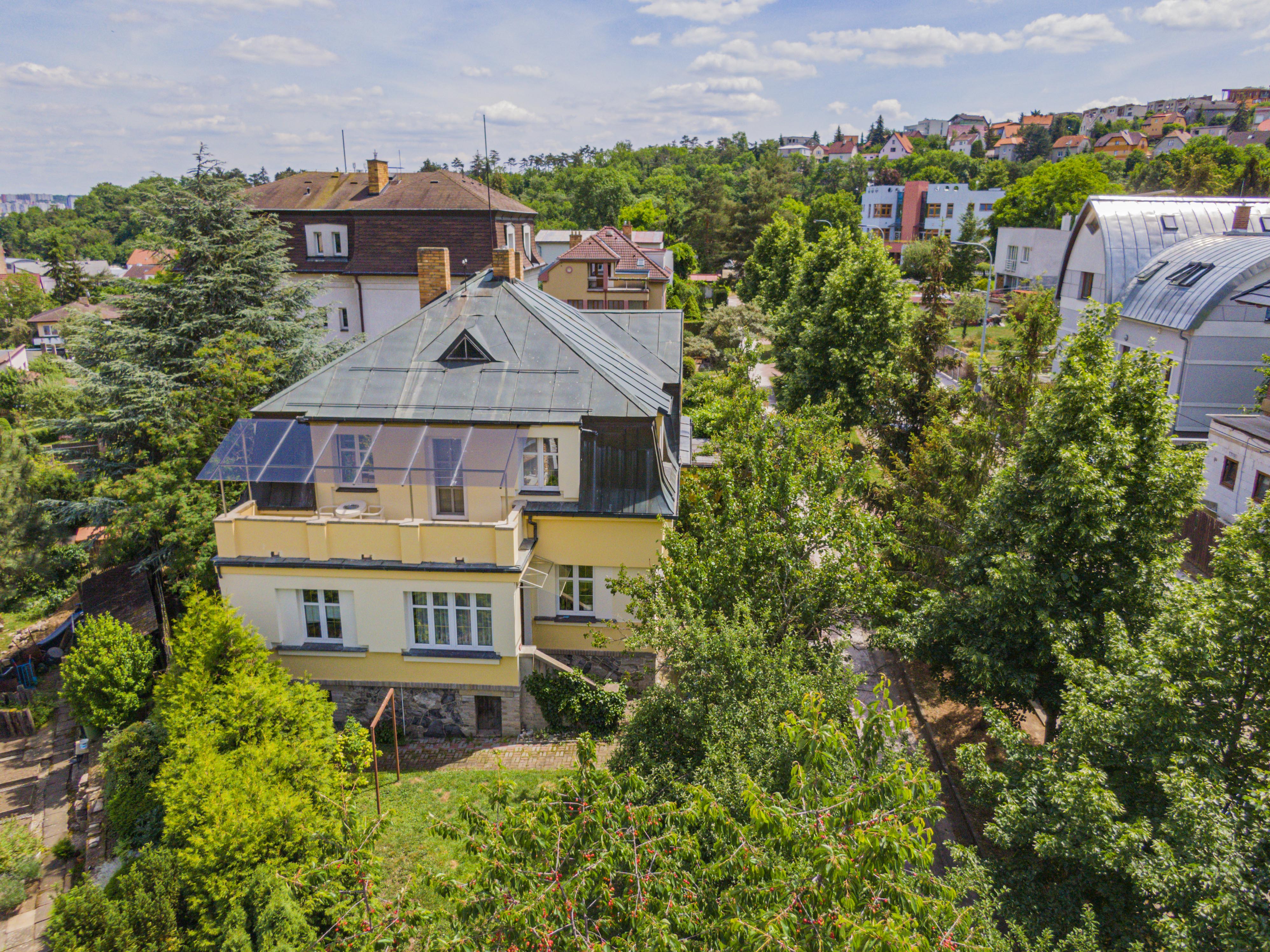 Ing. Barbora Hejdová - realitní makléř RE/MAX foto 3