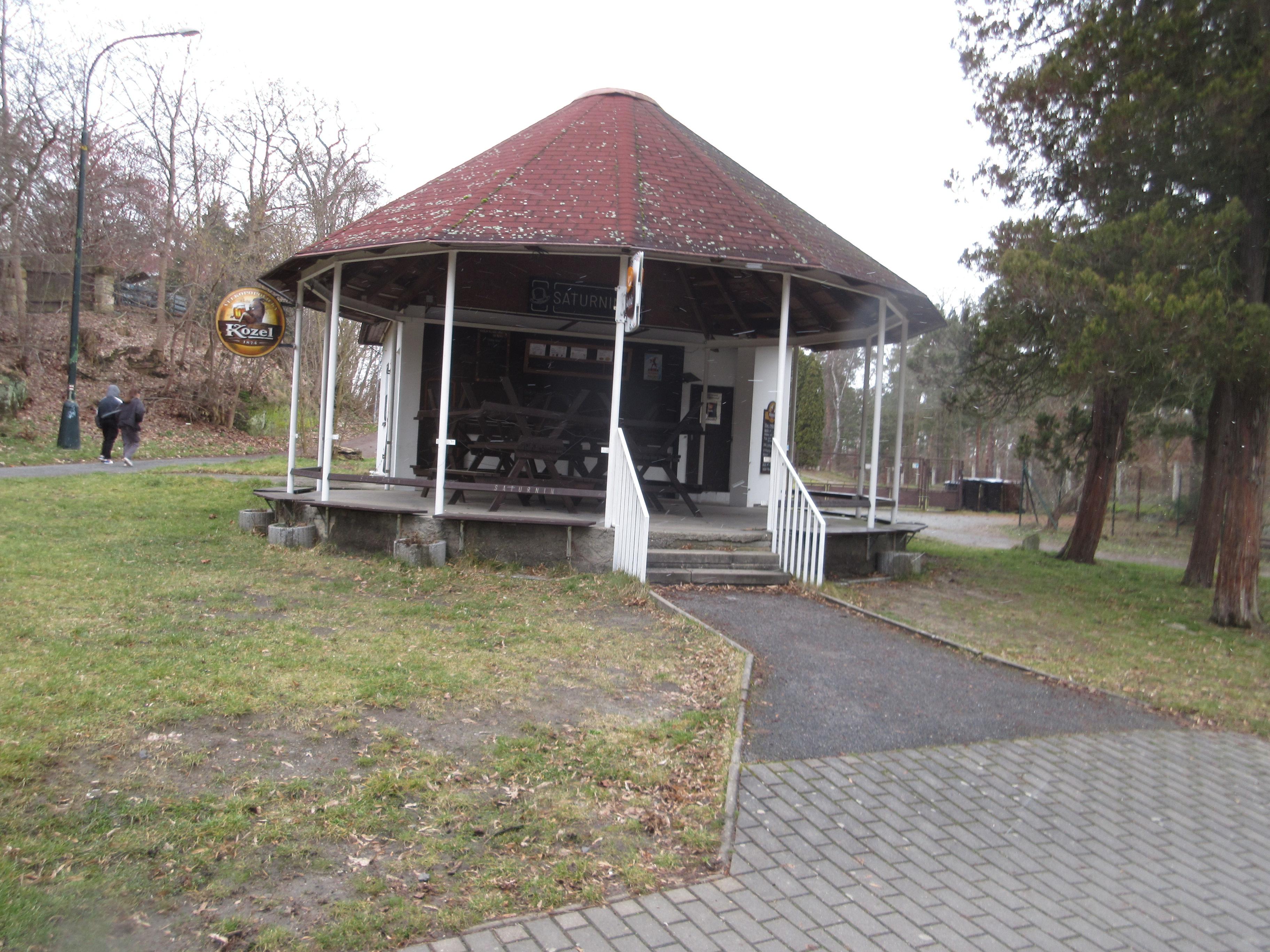 Café a zmrzlina Saturnin foto 4