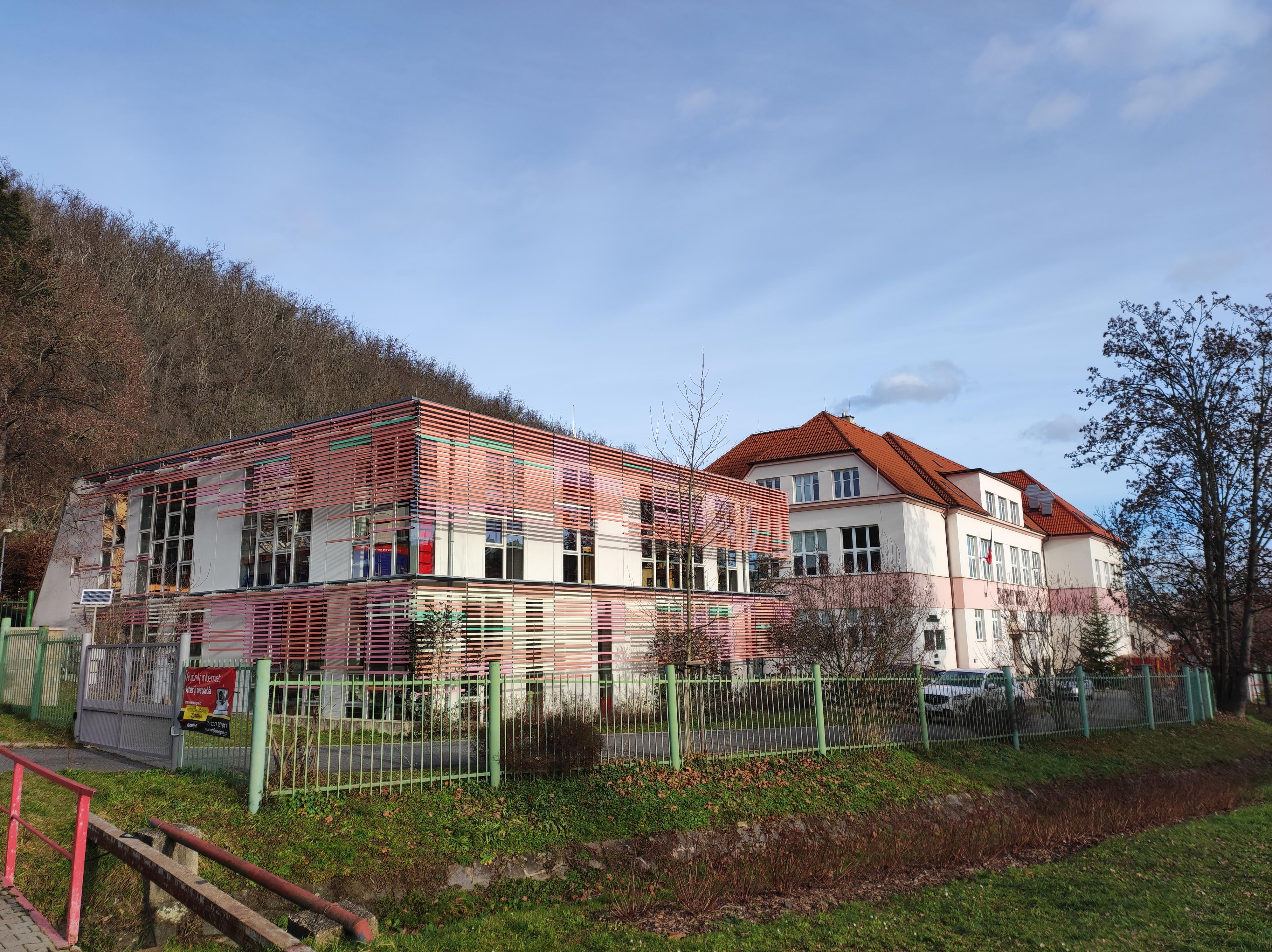 Základní škola Charlotty Masarykové Praha 5 - Velká Chuchle foto 3