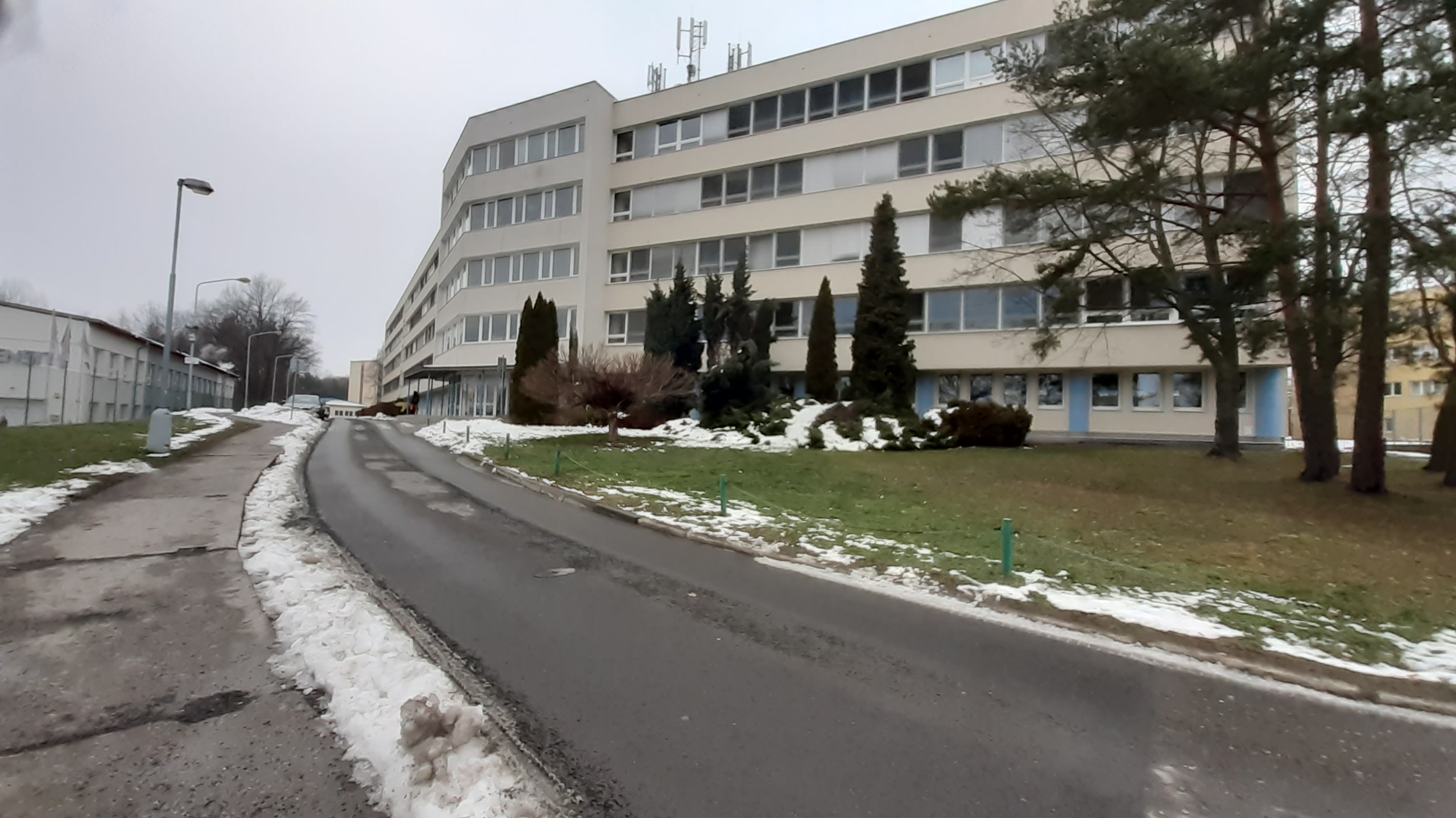 SŠ informatiky, elektrotechniky a řemesel Rožnov pod Radhoštěm foto 4