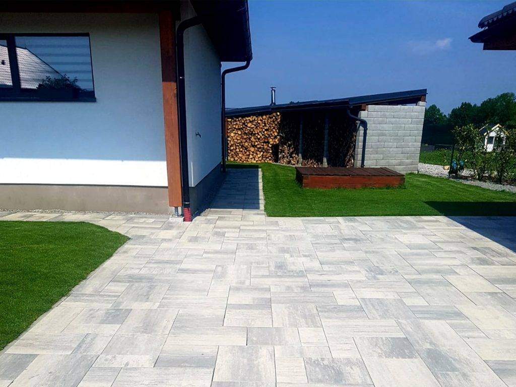 Konopásek - dlažby, ploty, bazény foto 3