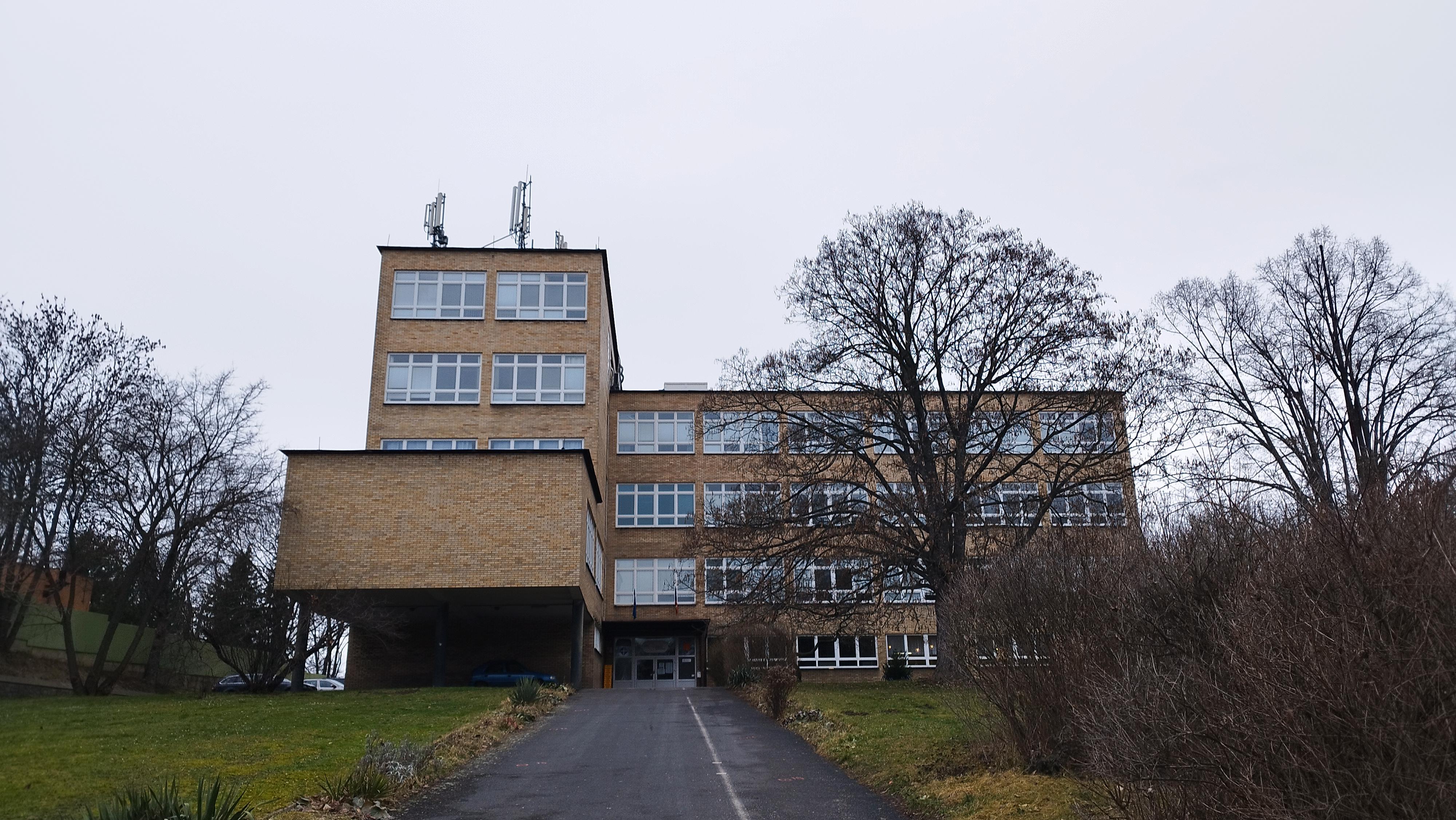SPŠ zeměměřická a Geografické gymnázium Praha foto 4