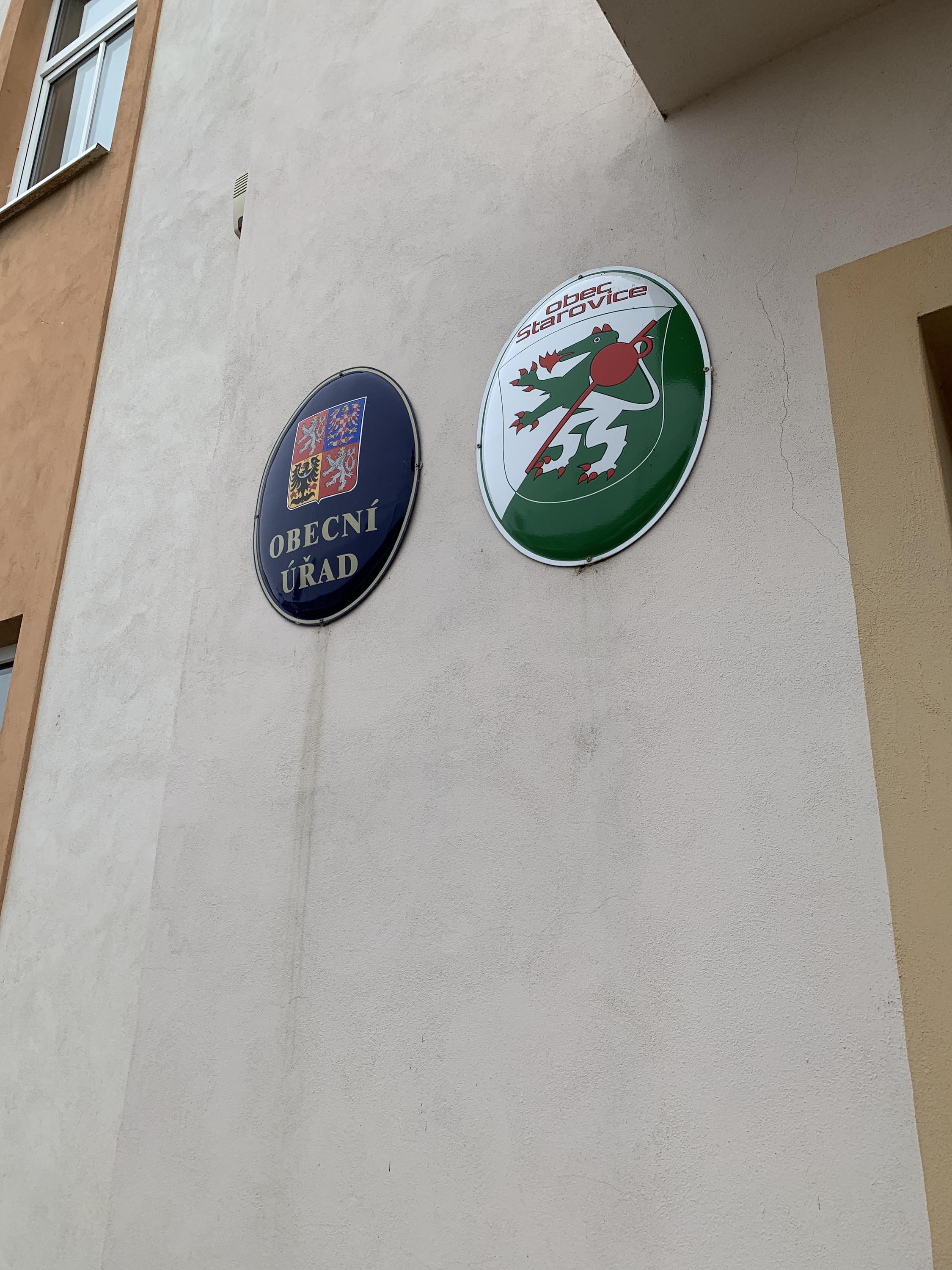 Starovice - obecní úřad foto 2
