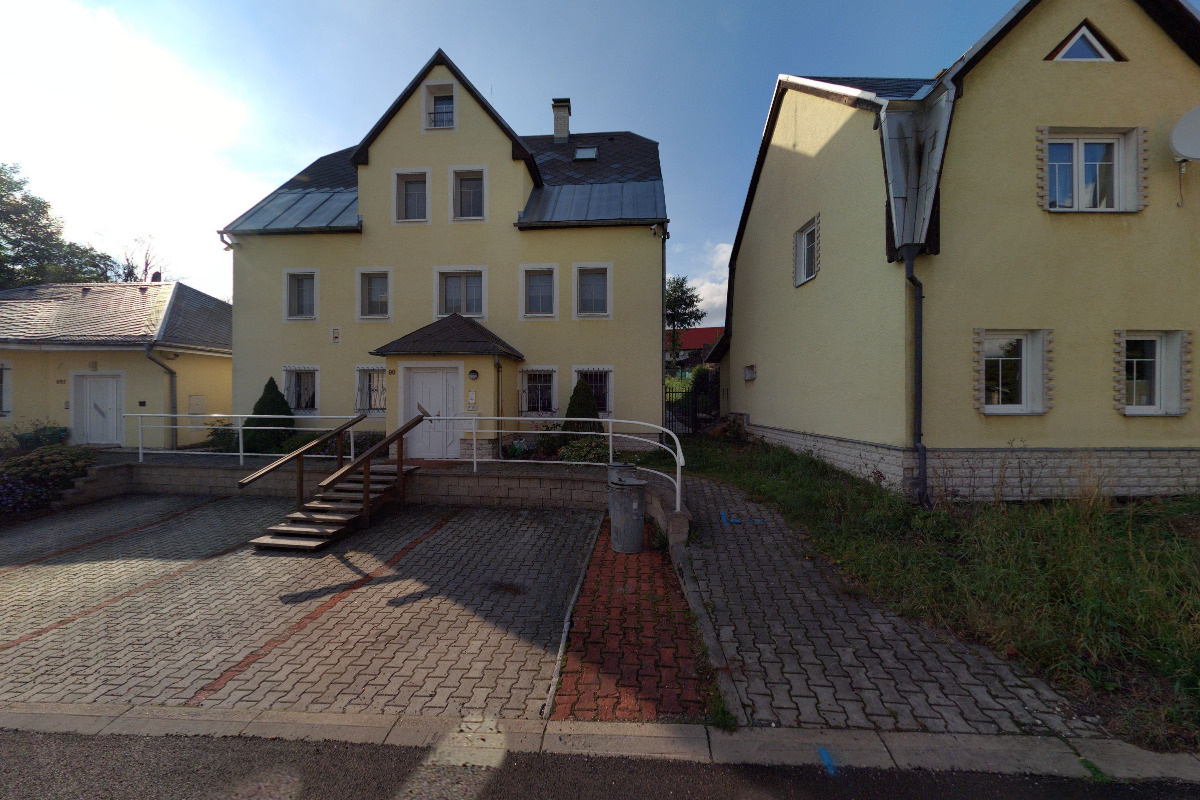 ARNIMONT - PHARMA, s.r.o.