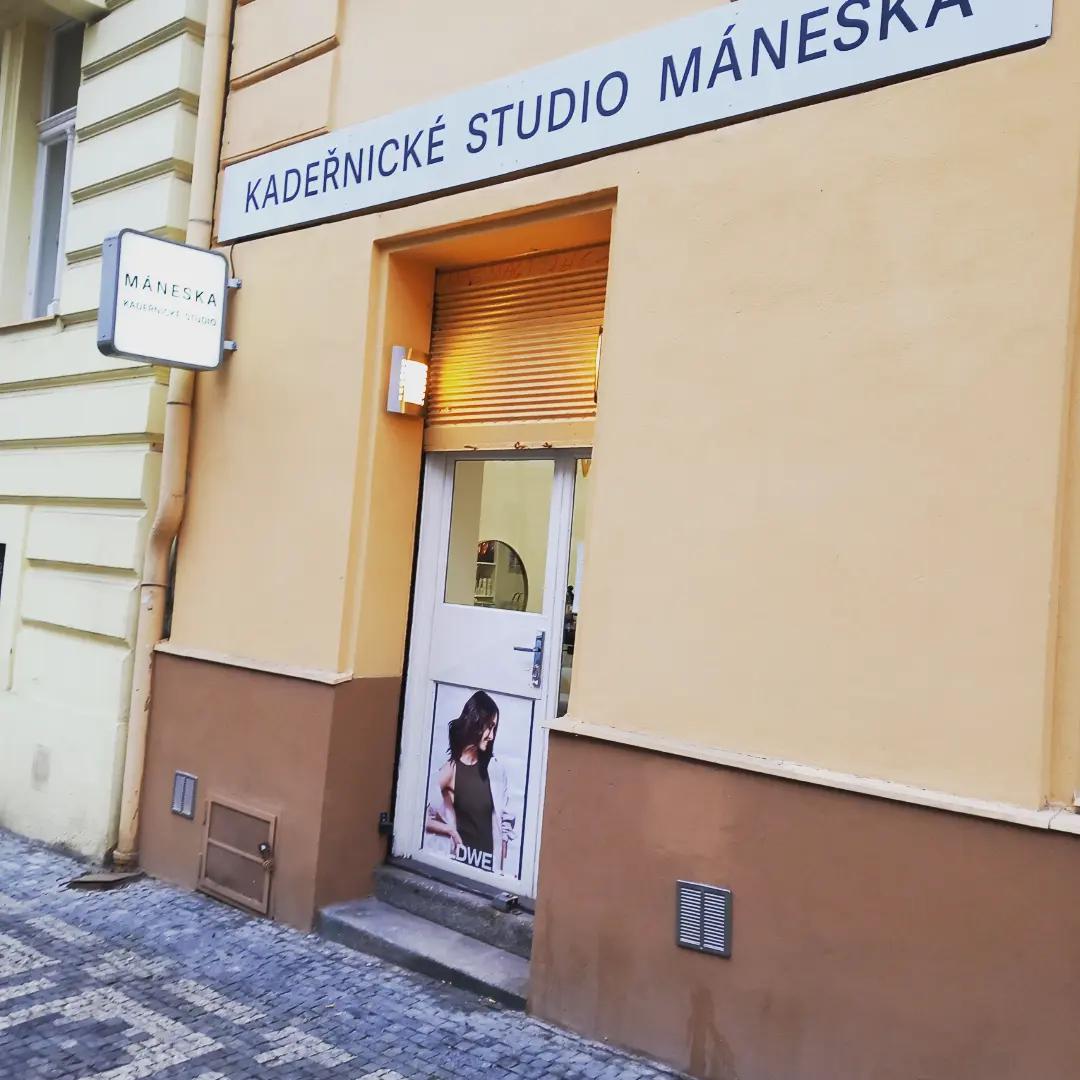 Salon Máneska  - kadeřnictví a kosmetika na Vinohradech foto 4