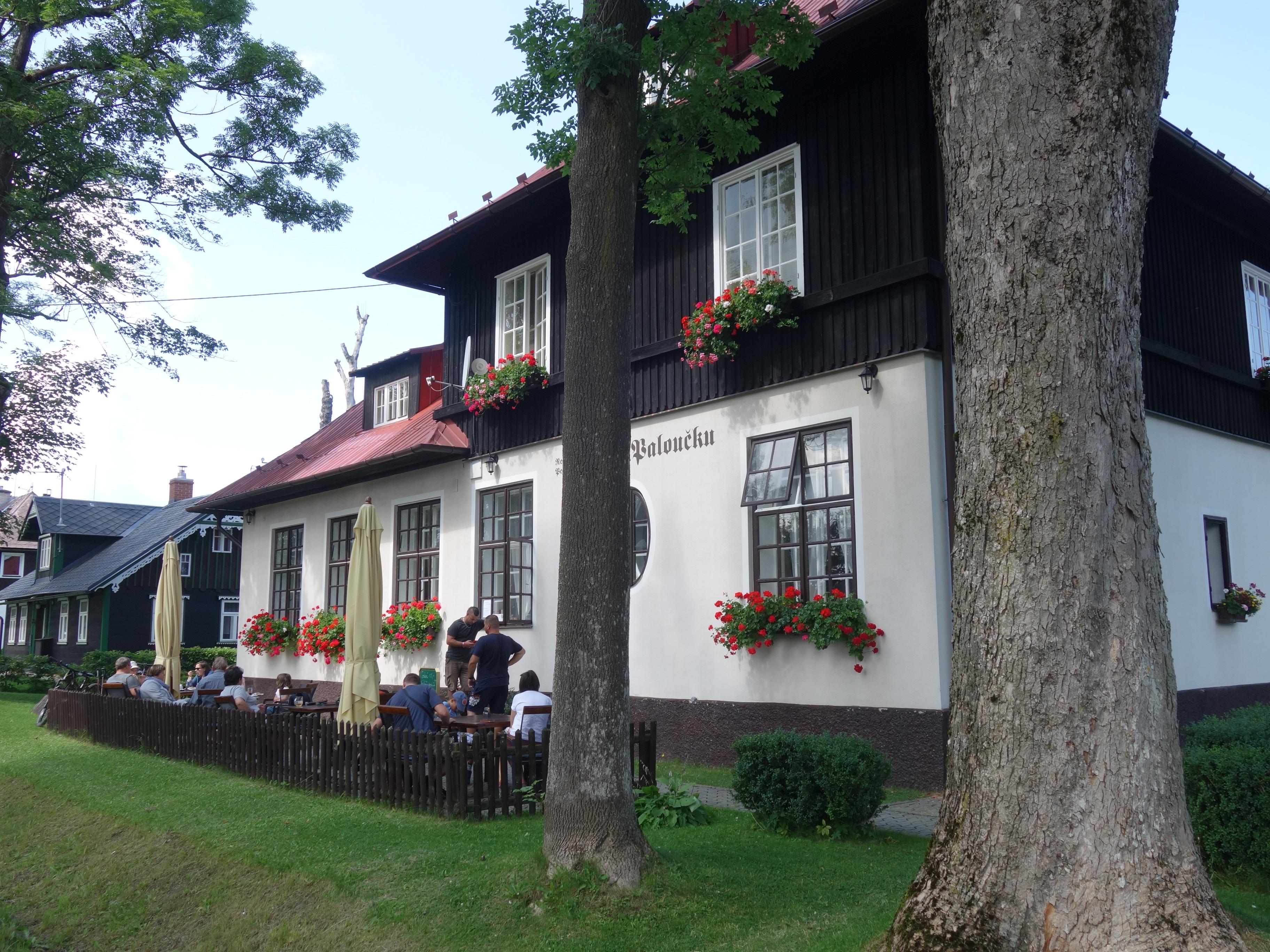 Restaurace Na Paloučku foto 2