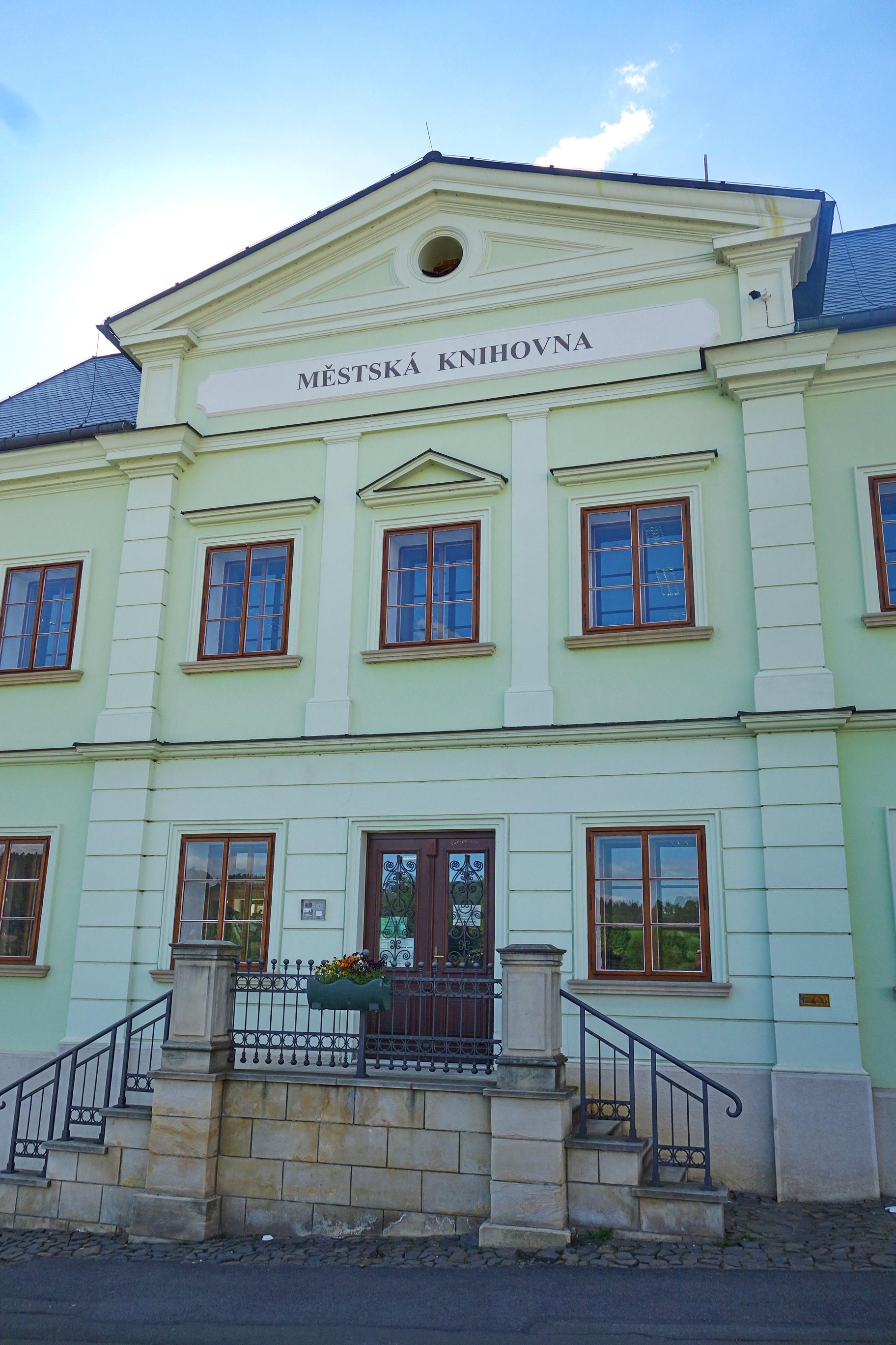 Městská knihovna Český Dub foto 6
