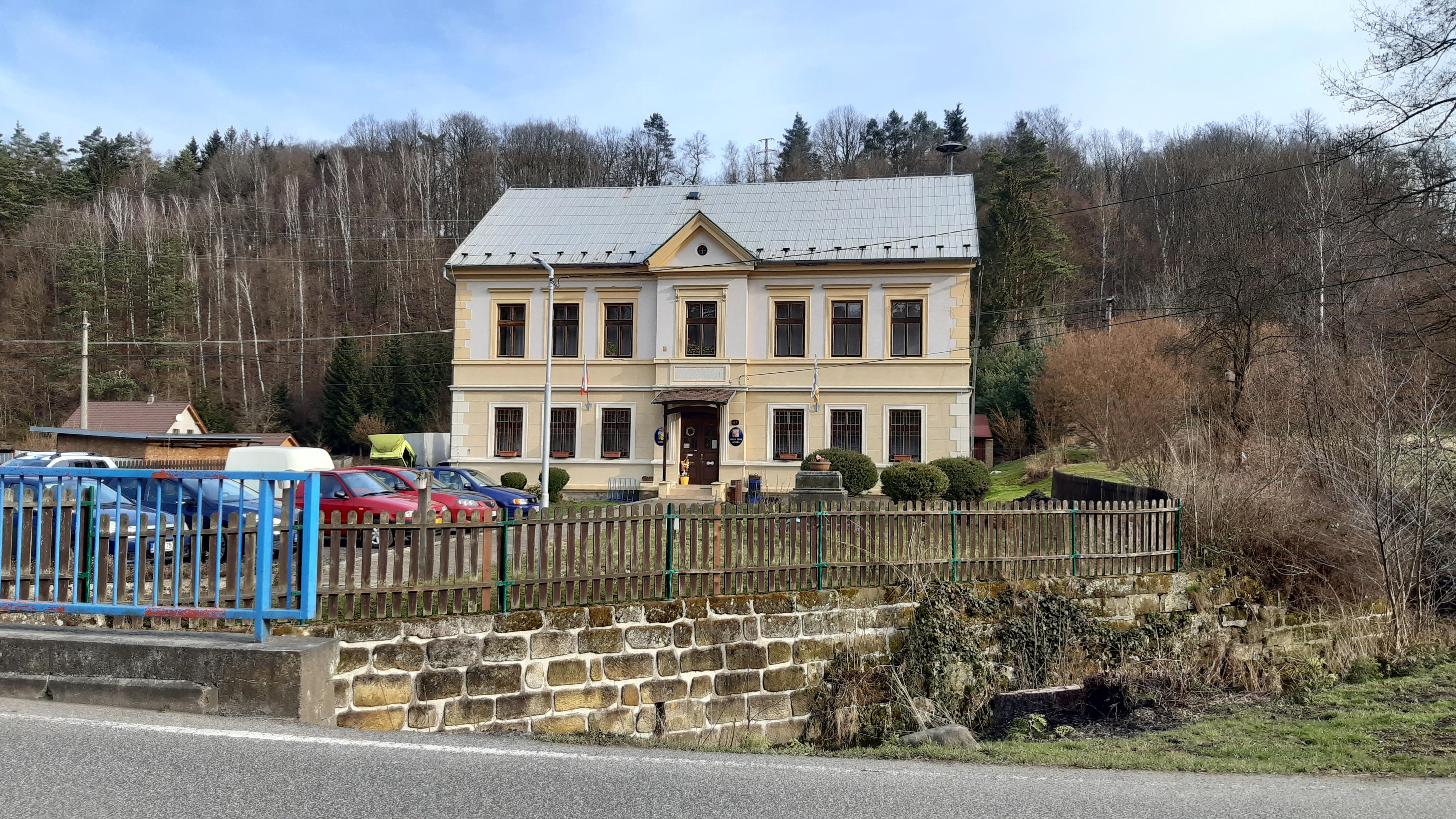 Janská - obecní úřad foto 1
