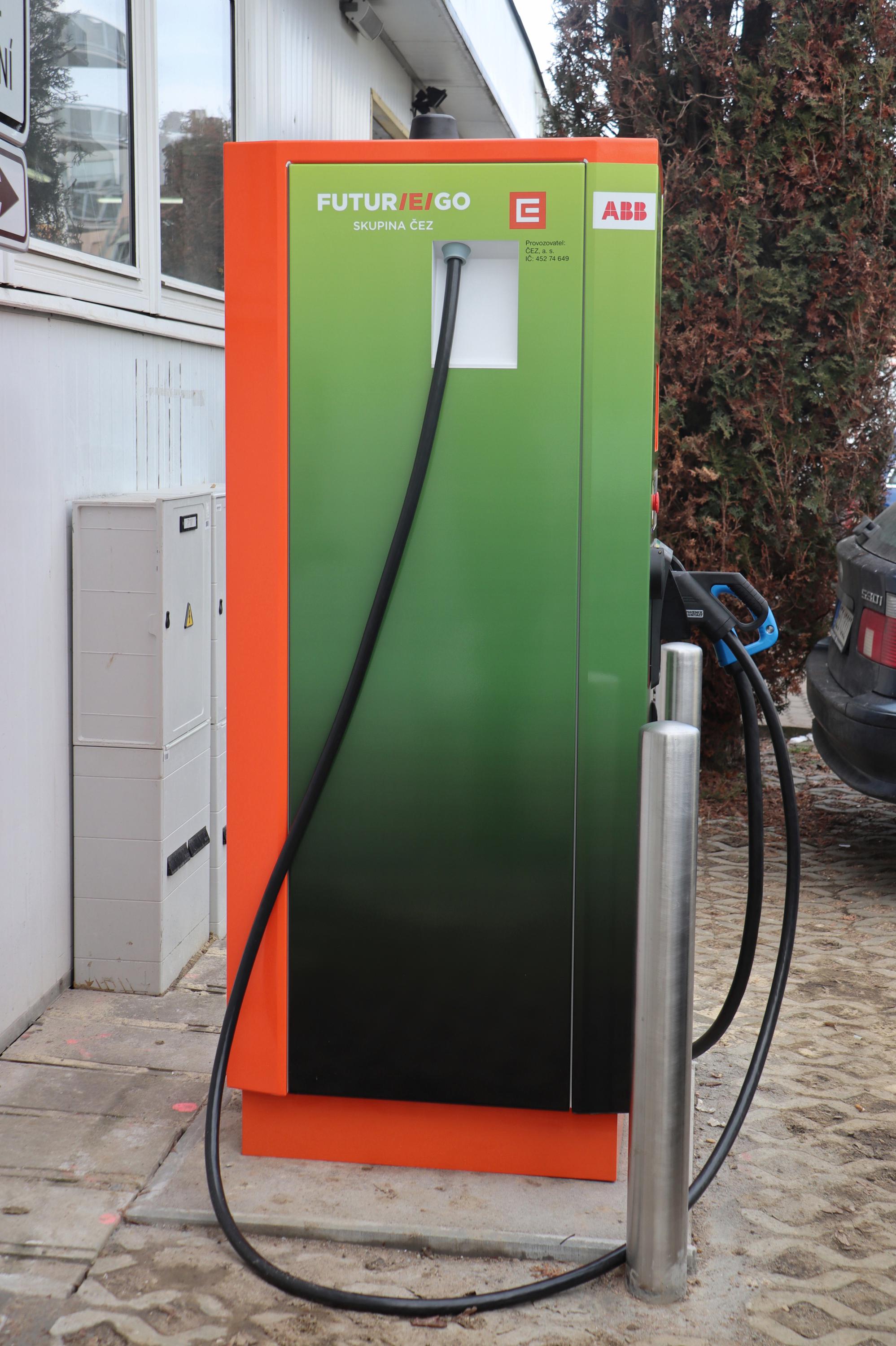 Nabíjecí stanice ČEZ foto 3