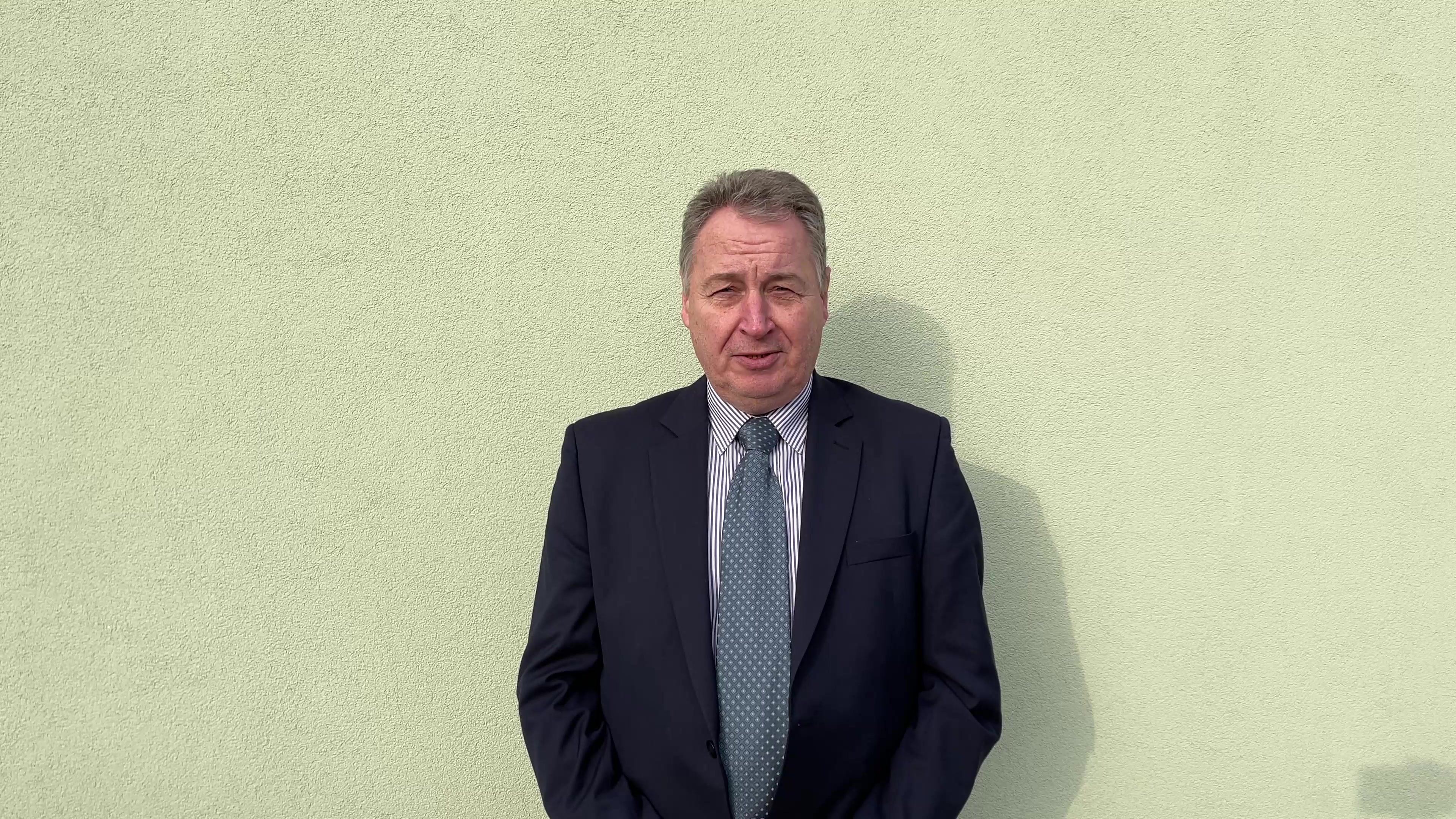 Prodám (za) Víc, realitní kancelář foto 2 (náhled videa)