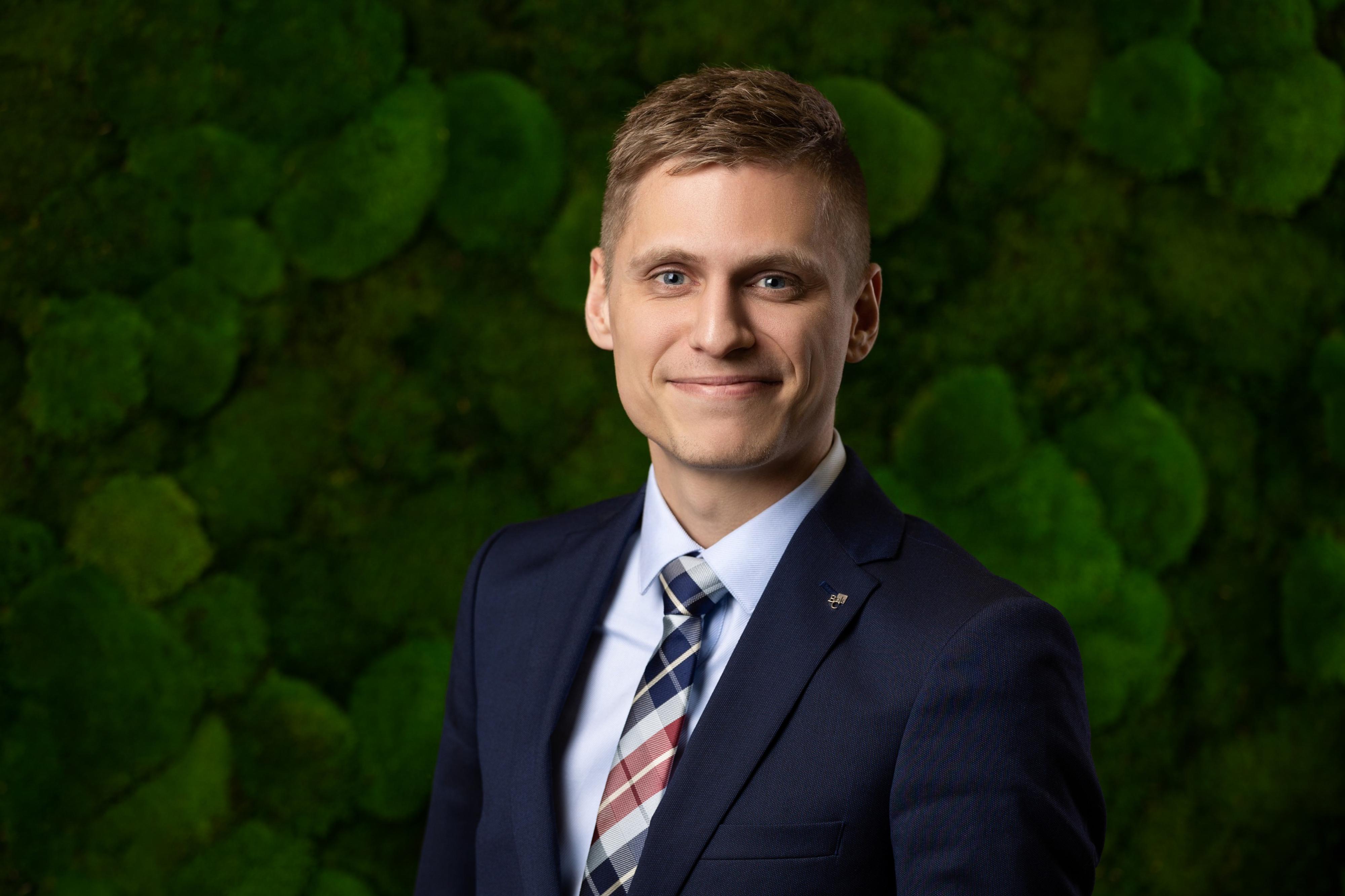 Tomáš Buček - Finanční a realitní konzultant foto 2