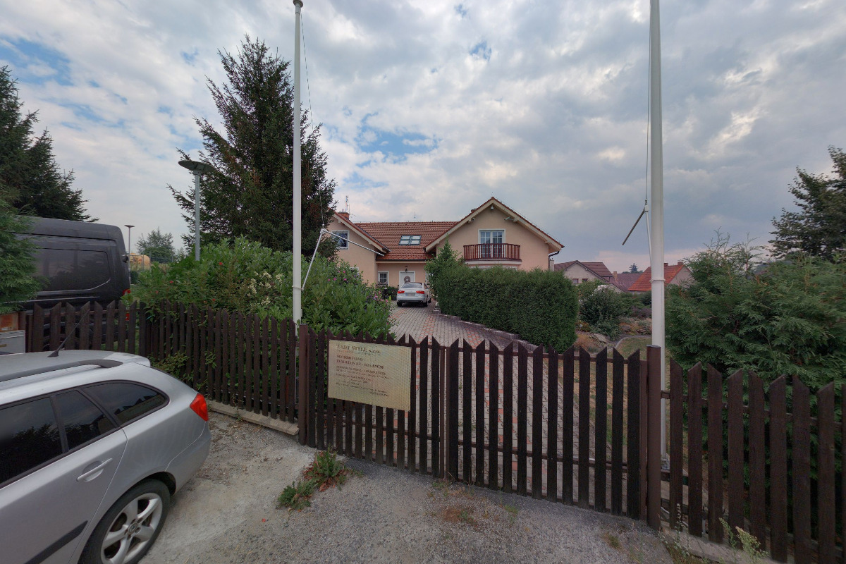 RAINBOW CAPITAL s.r.o foto 2