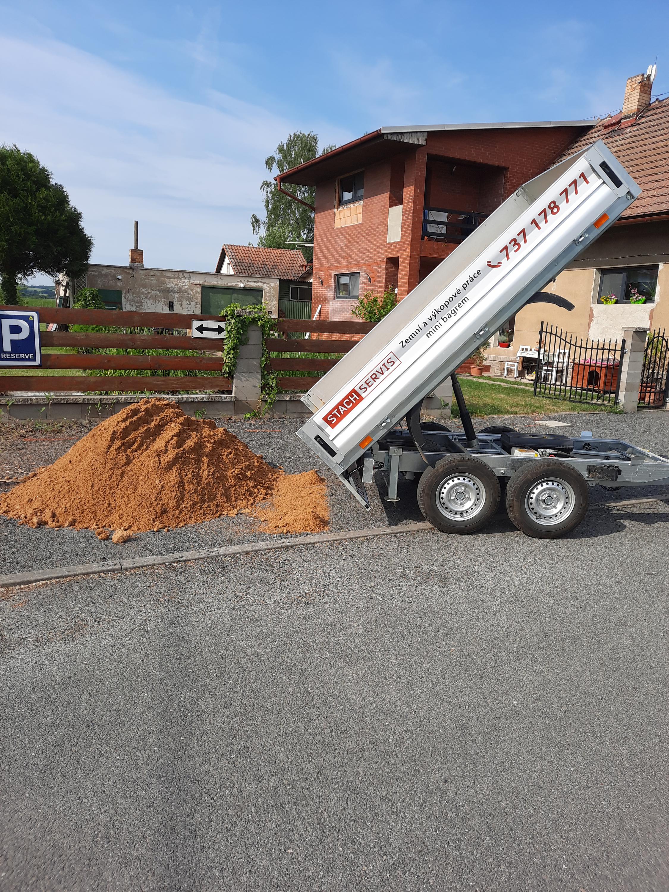 STACH SERVIS - zemní a výkopové práce minibagrem a mininakladačem foto 4