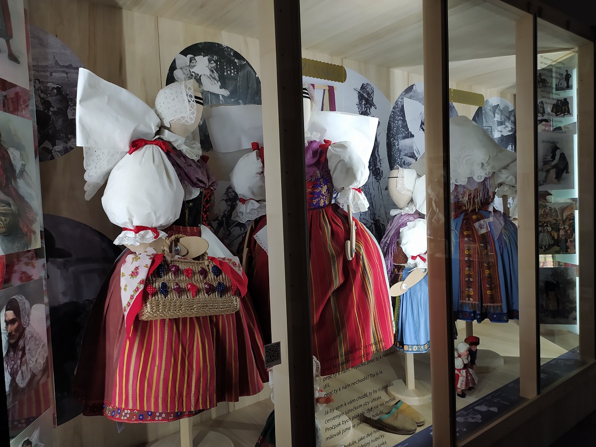Muzeum Ostrov lidových krojů foto 4