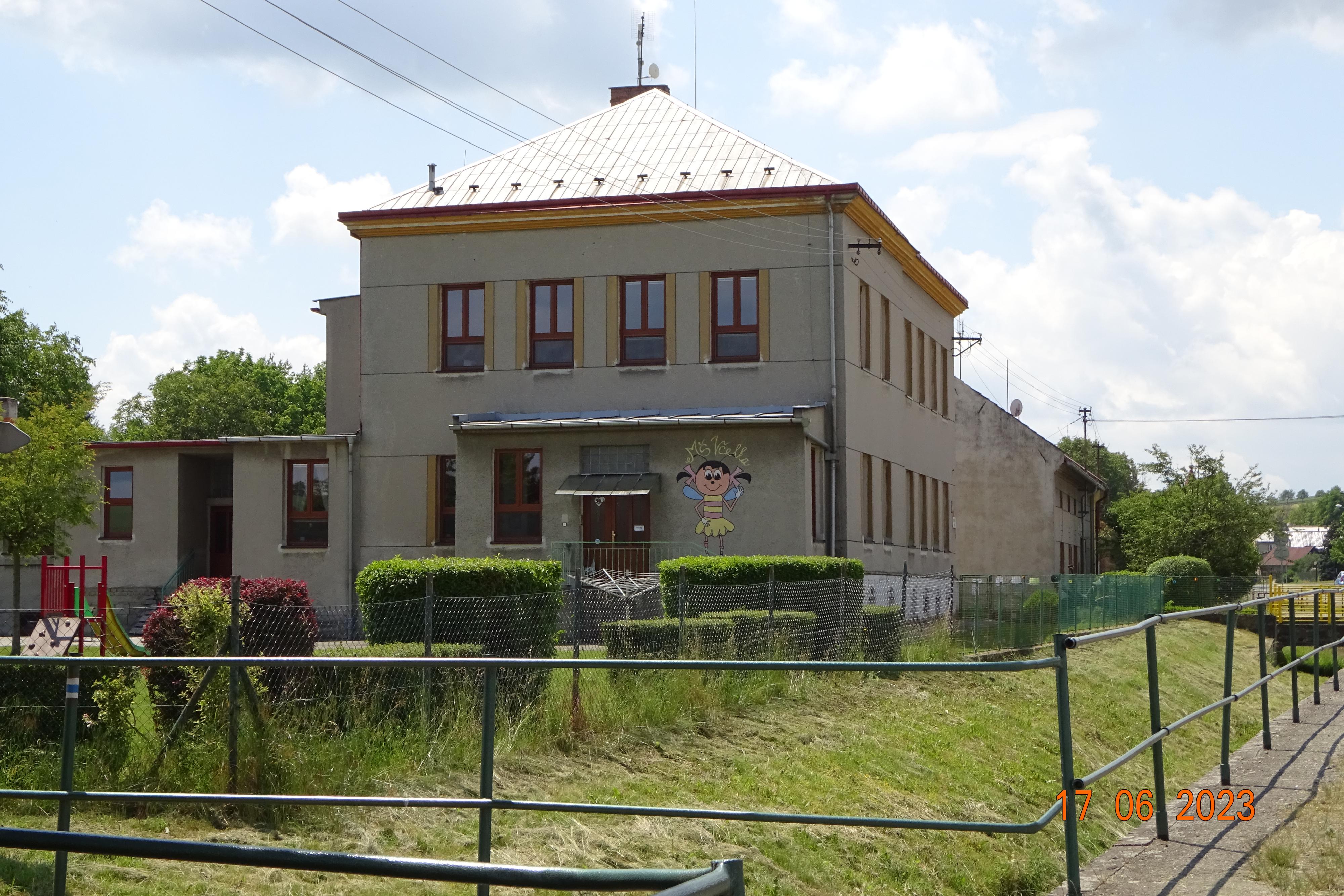 MŠ Včelka, Líšná