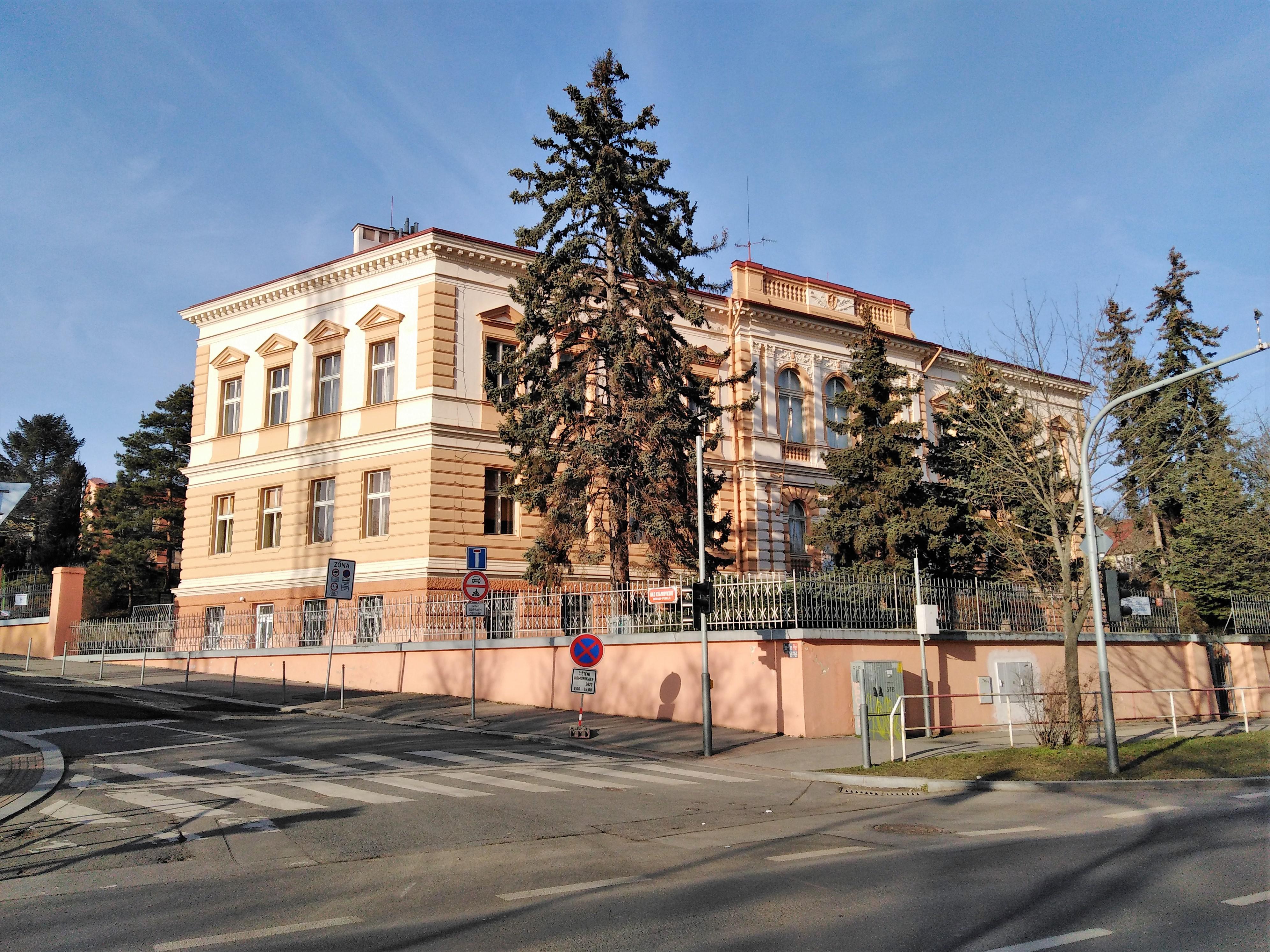 ZŠ Praha 5,  Podbělohorská