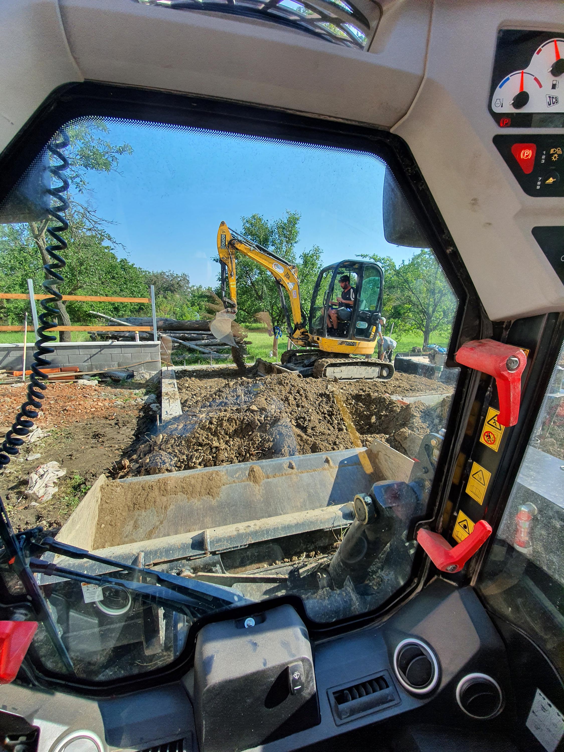 Kropa s.r.o. - Výkopové a zemní práce foto 2