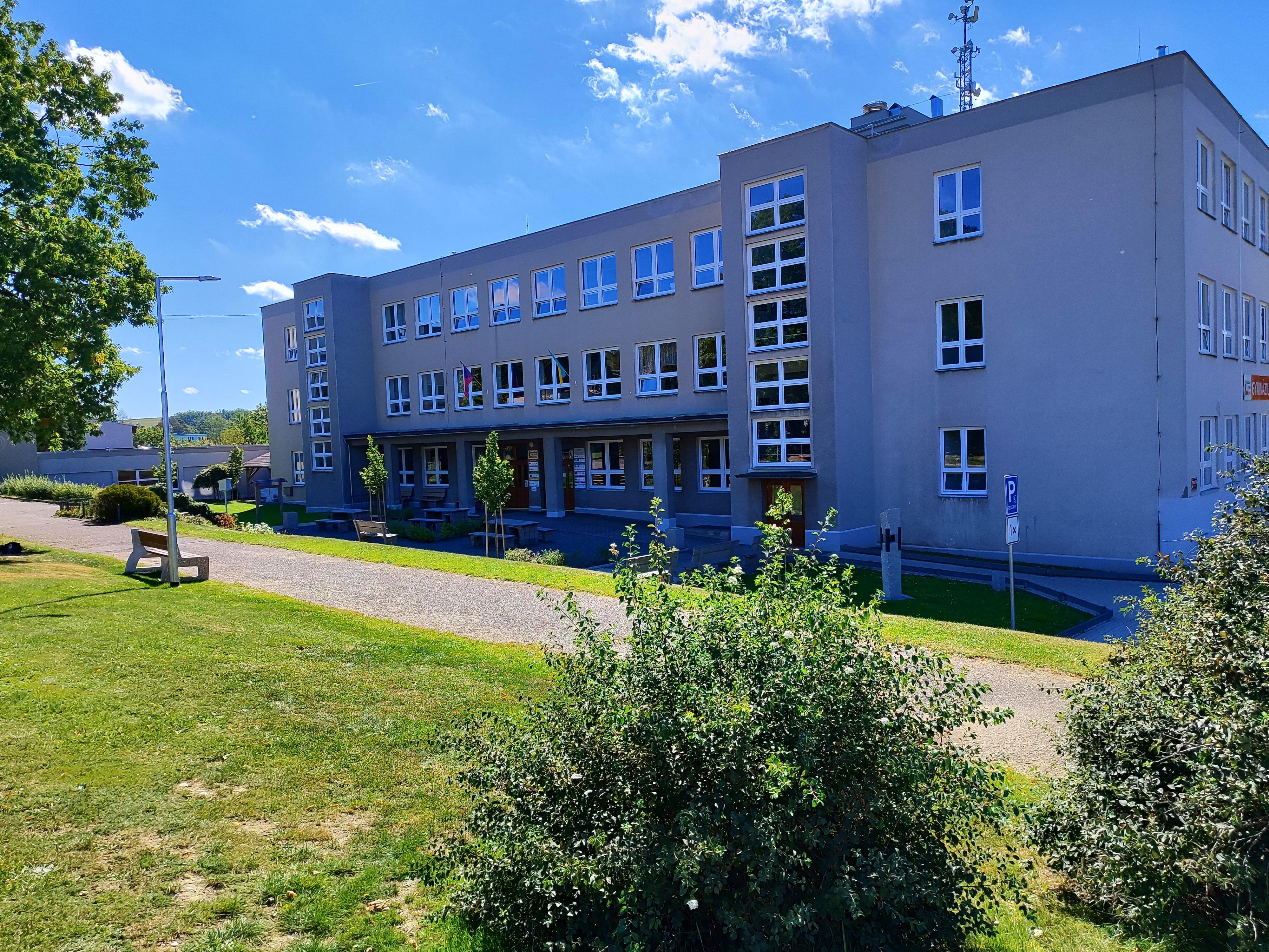 Gymnázium a Střední odborná škola, Plasy