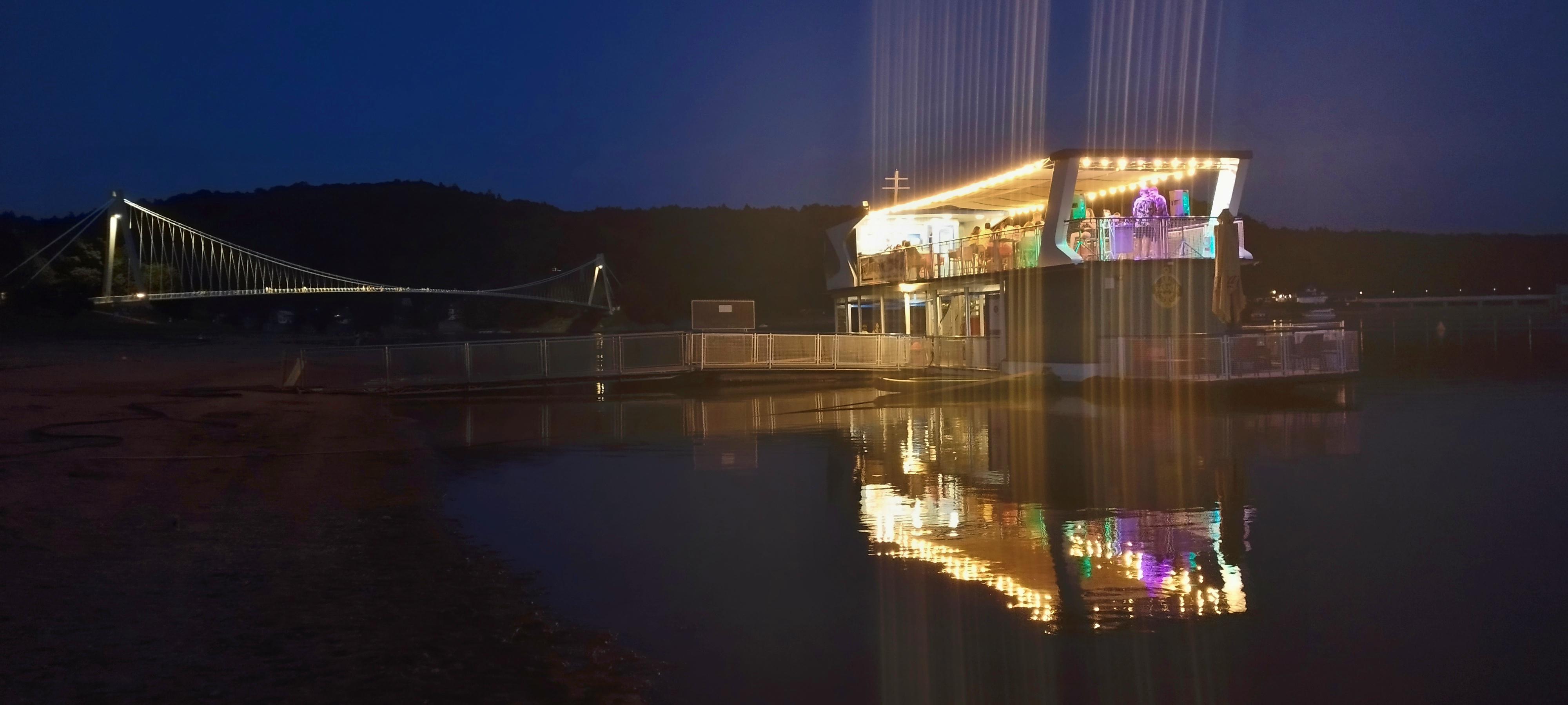 Pařník - Summer boat music bar foto 6