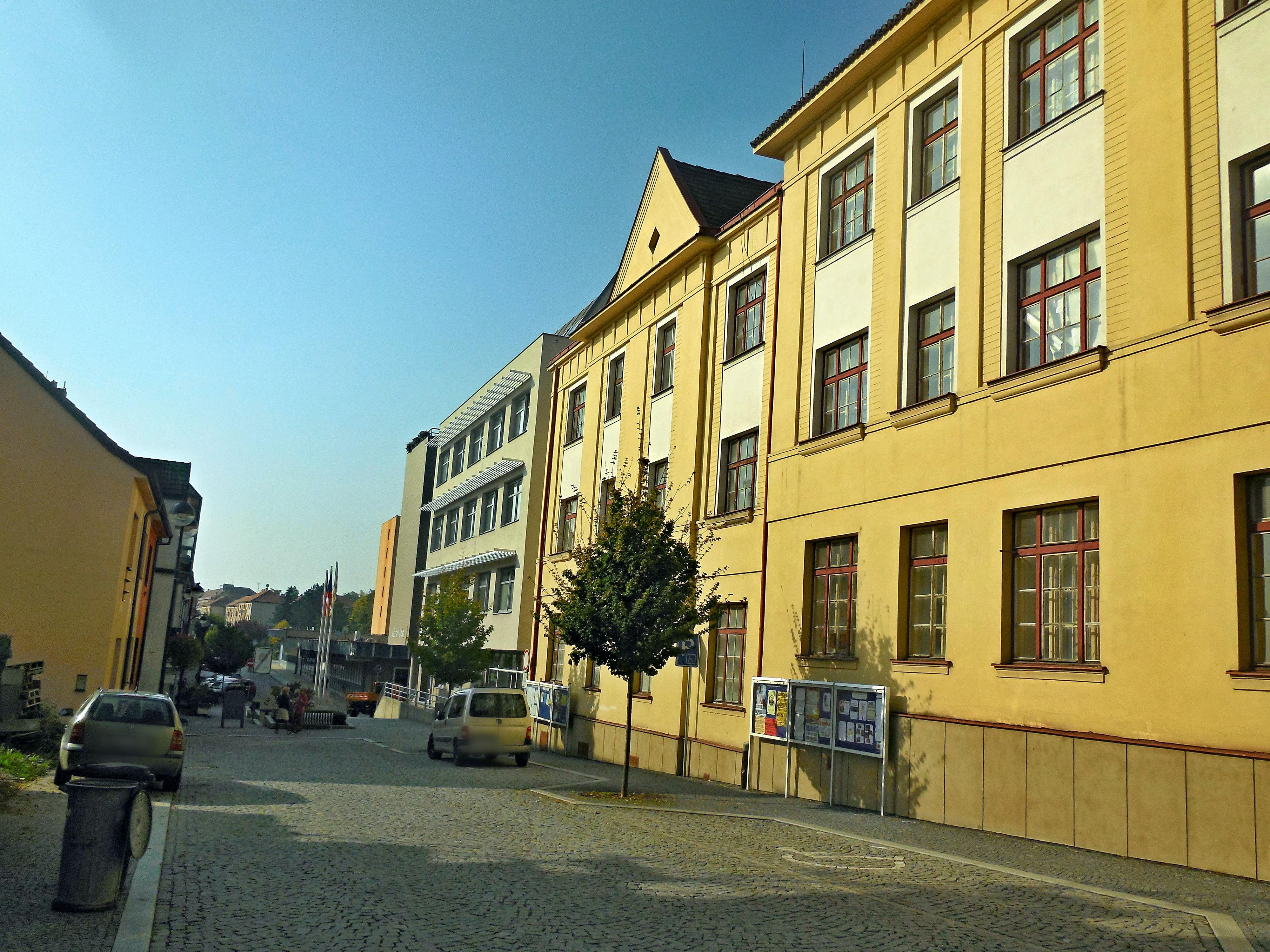 Přelouč - městský úřad foto 3