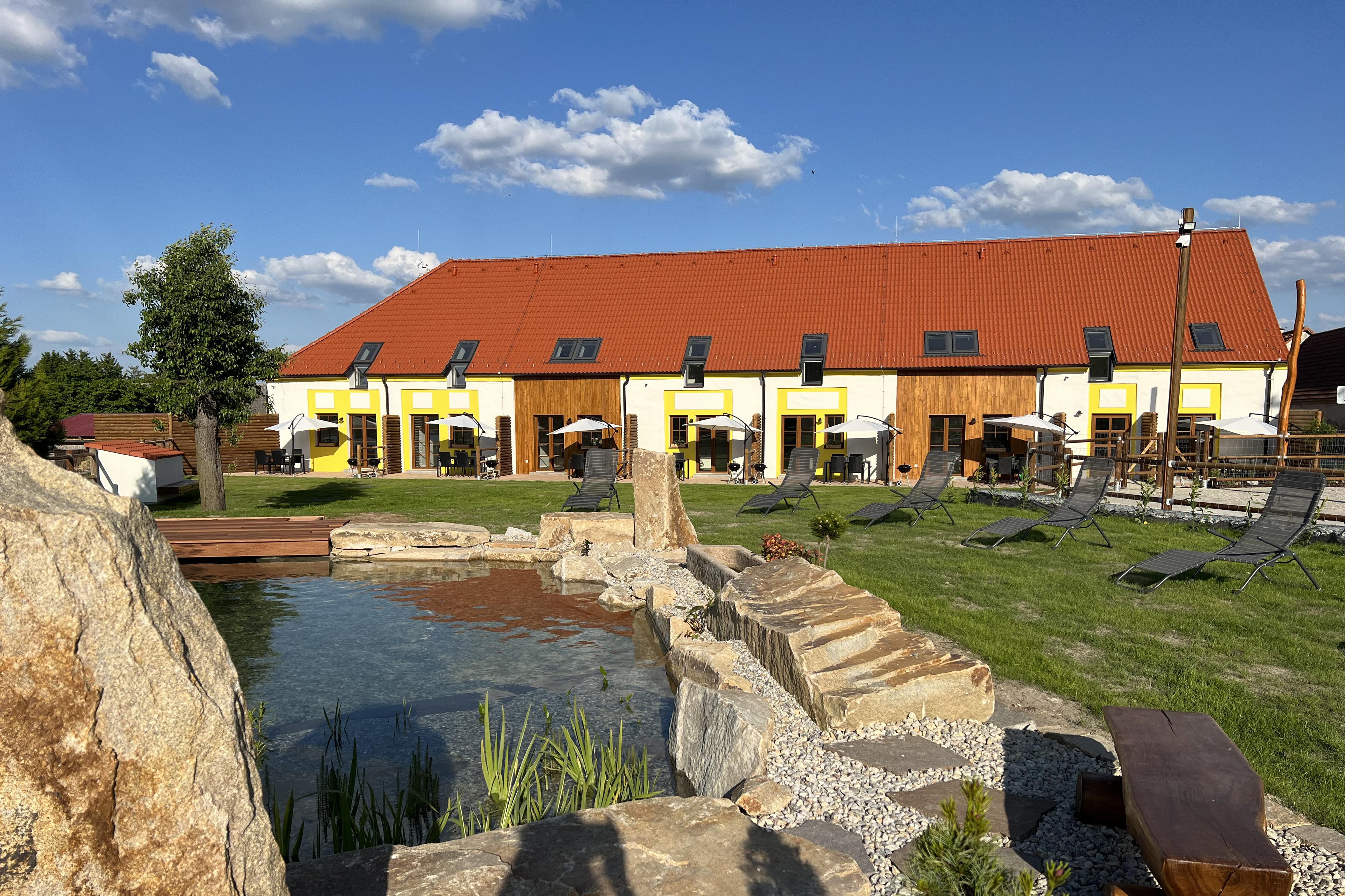 Wellness zoo apartmány Lhota