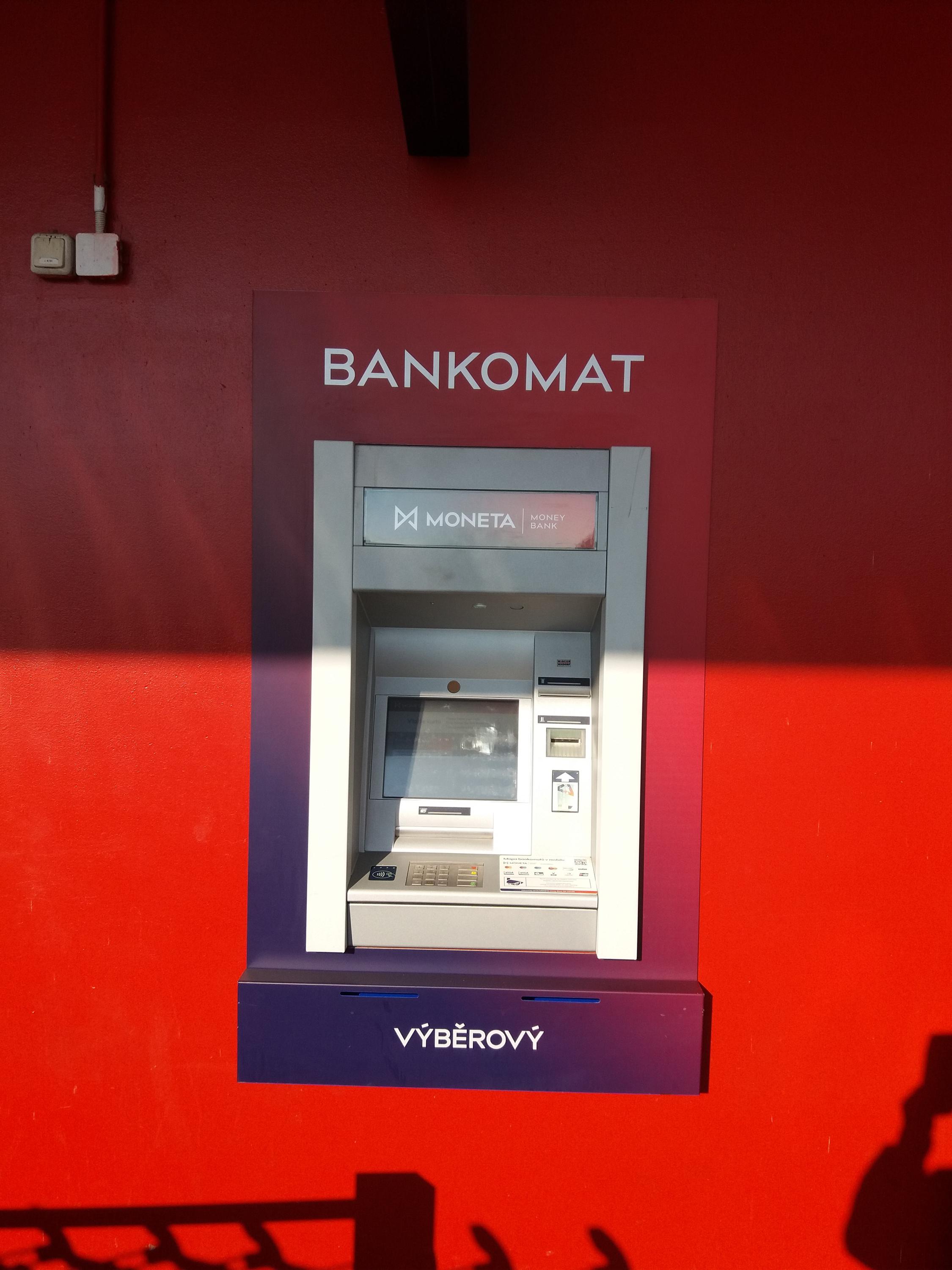 Bankomat MONETA Money Bank foto 2