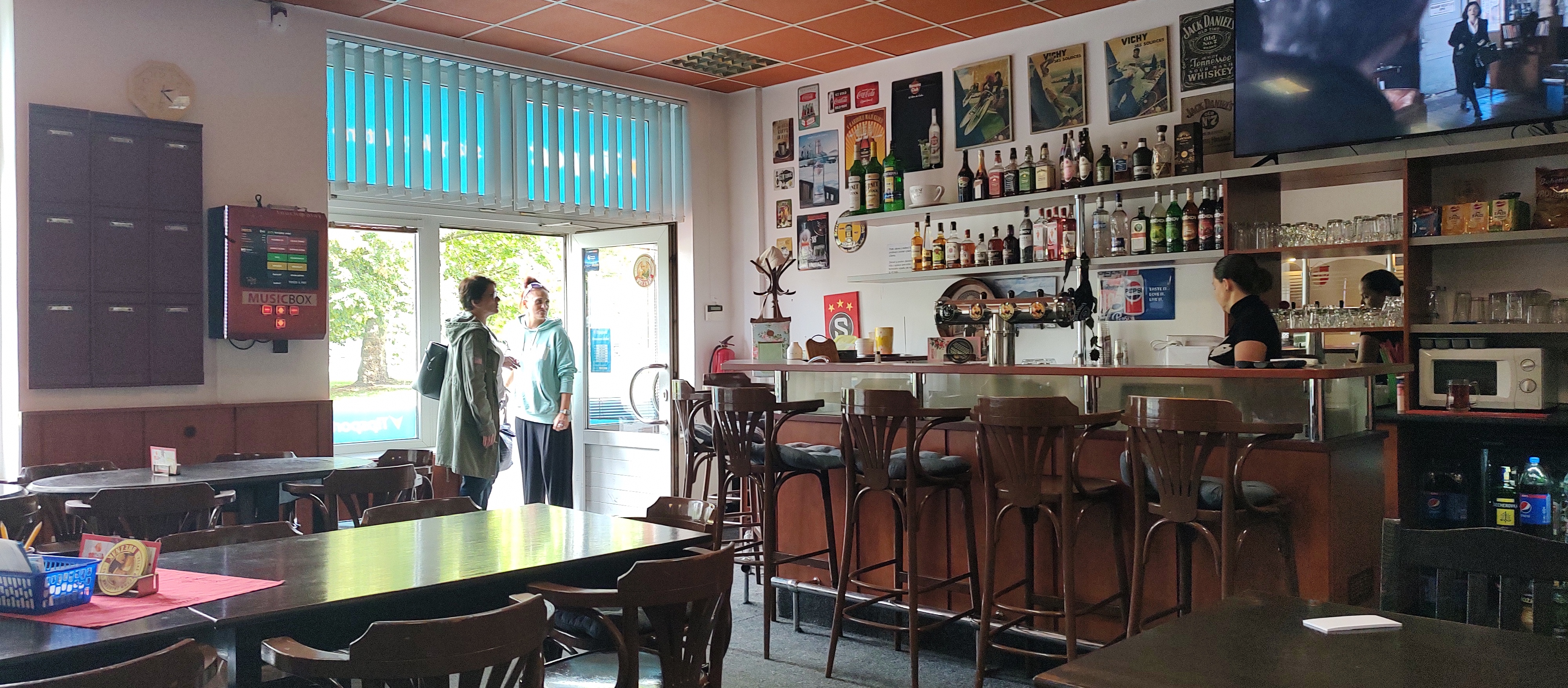 Bar Tipáč foto 4