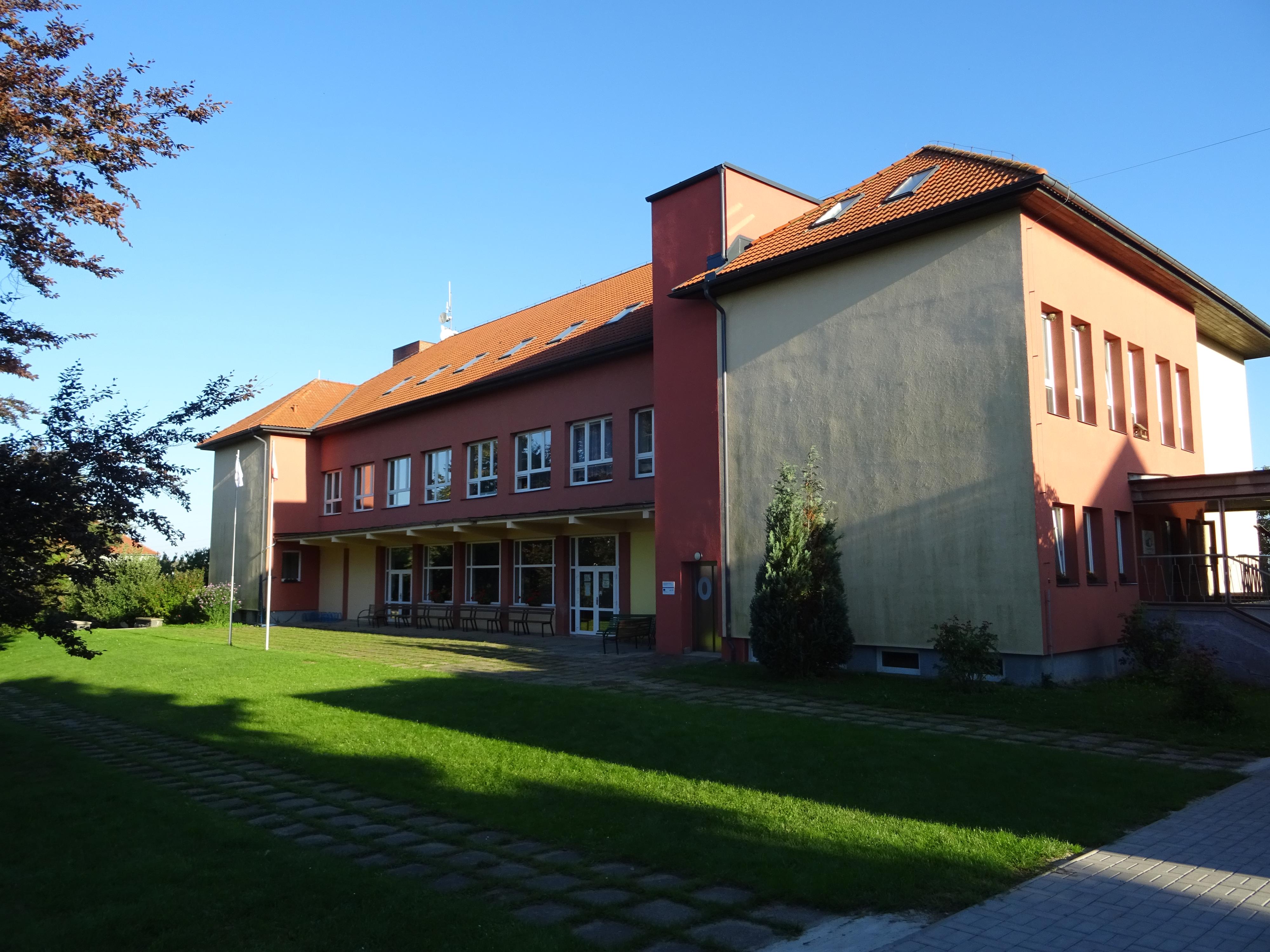 ZŠ a MŠ Chraštice