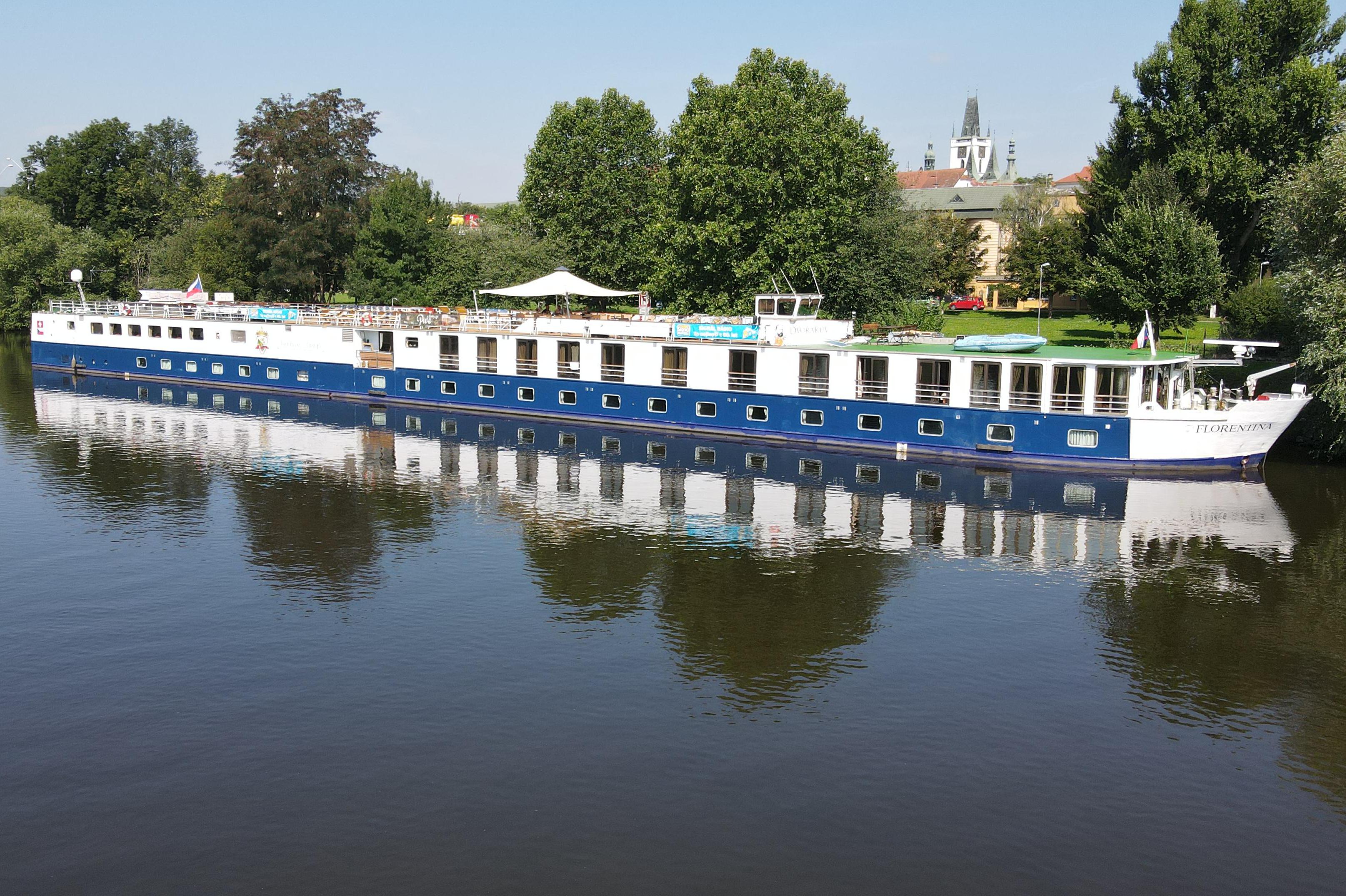 Florentina Boat