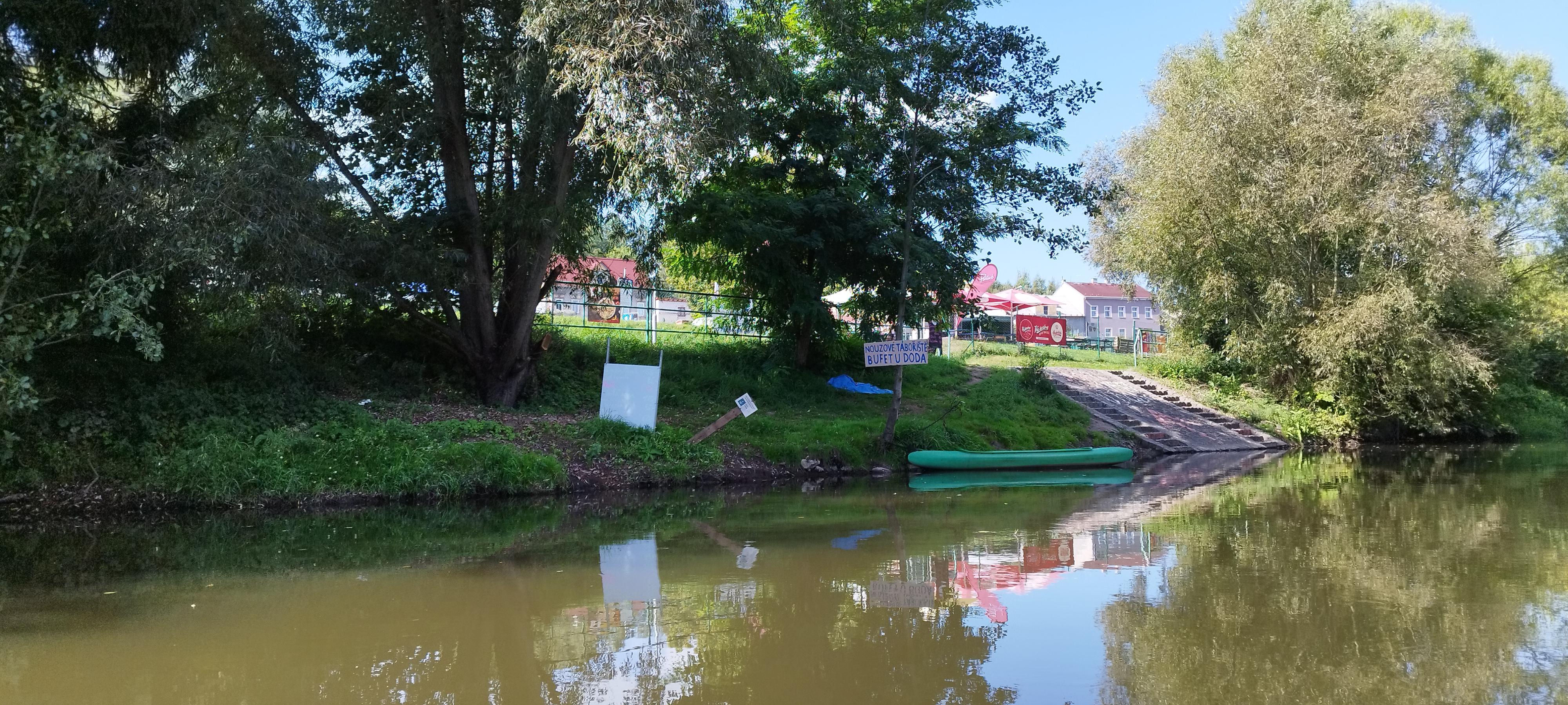 Půjčovna lodí a koloběžek Dronte foto 2