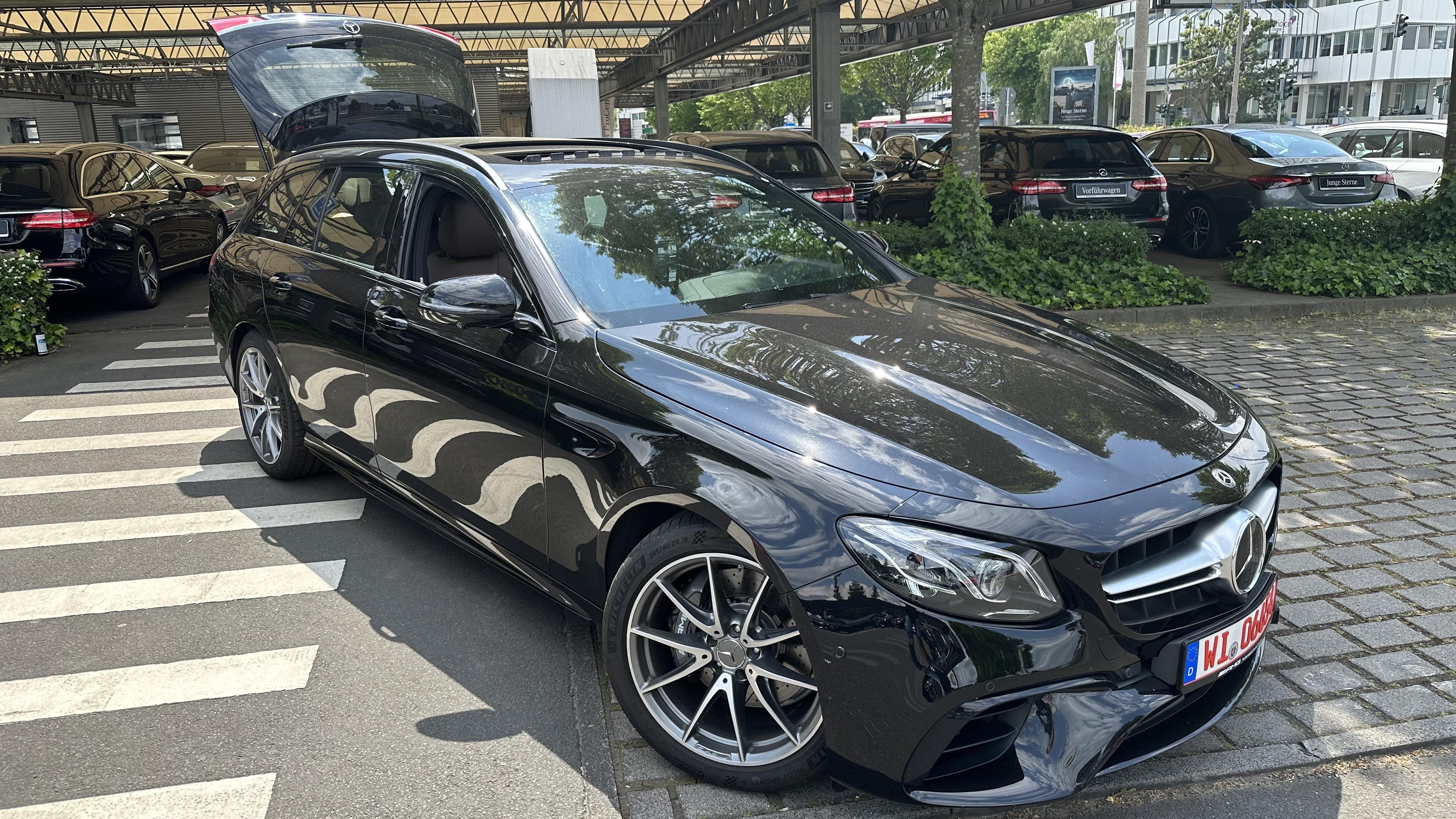Kubrt Auto foto 2
