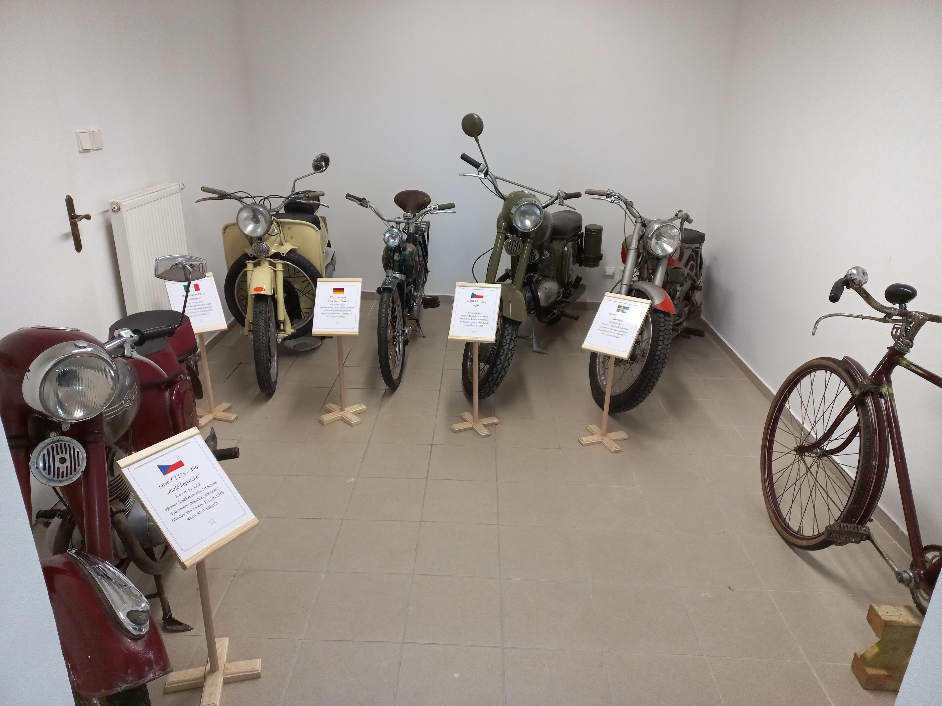 Moto retro muzeum Chrastava foto 4