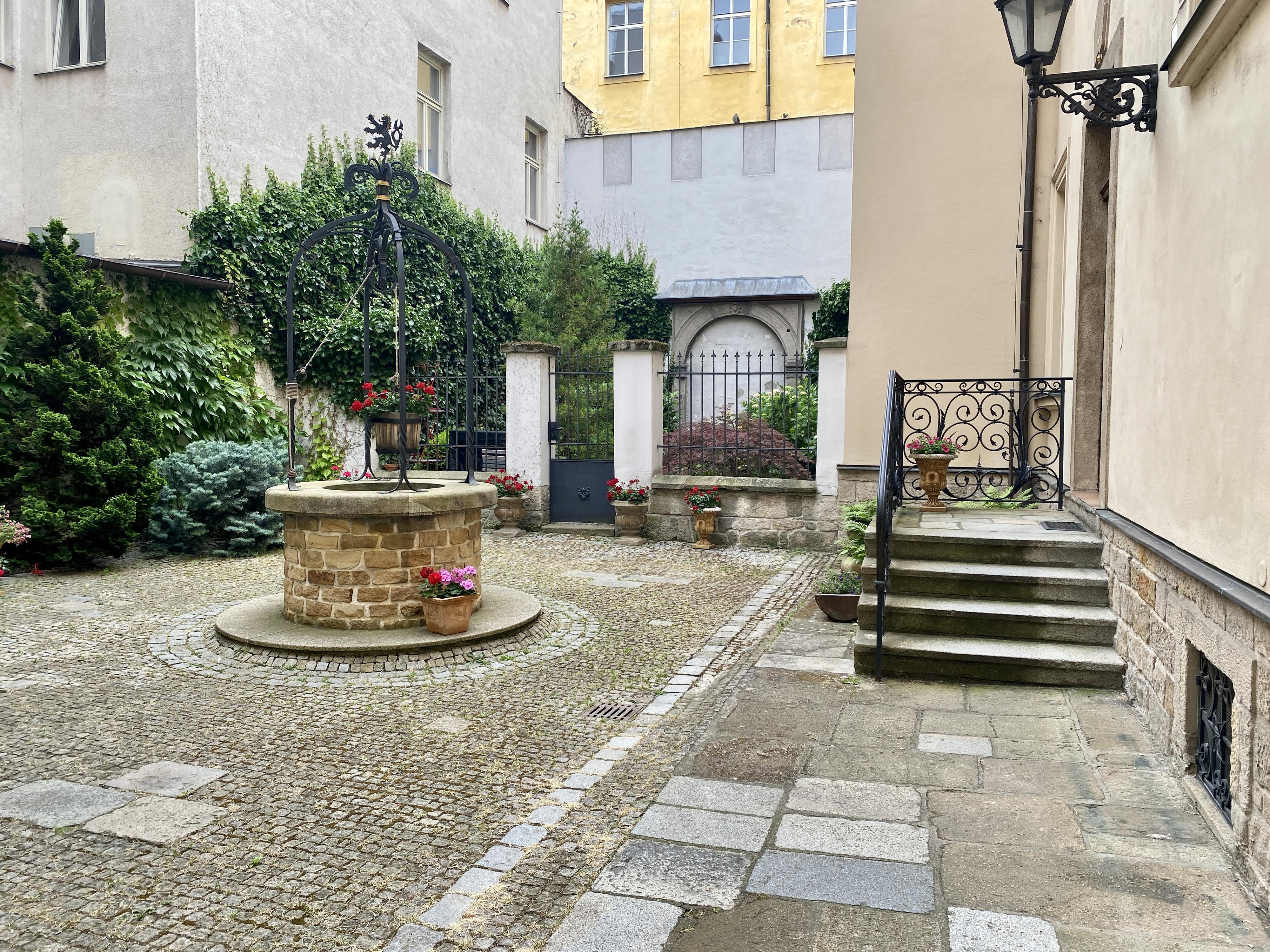 Mgr. Tomáš Polišenský, advokát foto 5